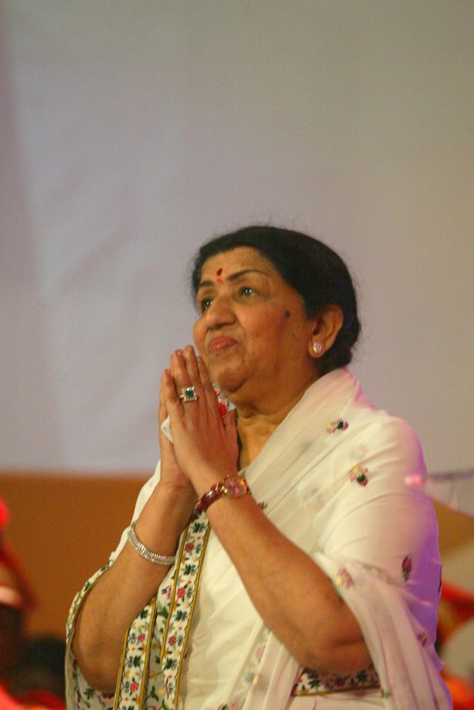 Lata Mangeshkar Net Worth - Wiki, Age, Weight and Height, Relationships ...