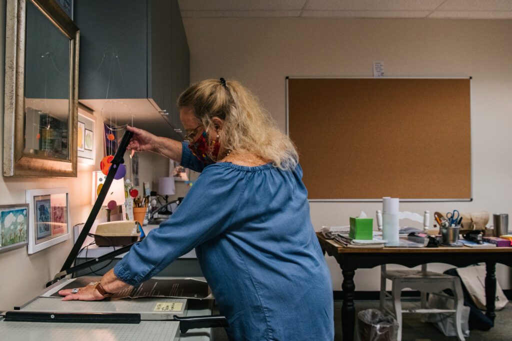 Uncovering the Net Worth of Lina Hidalgo: The Rise to Power and the Cost of Politics