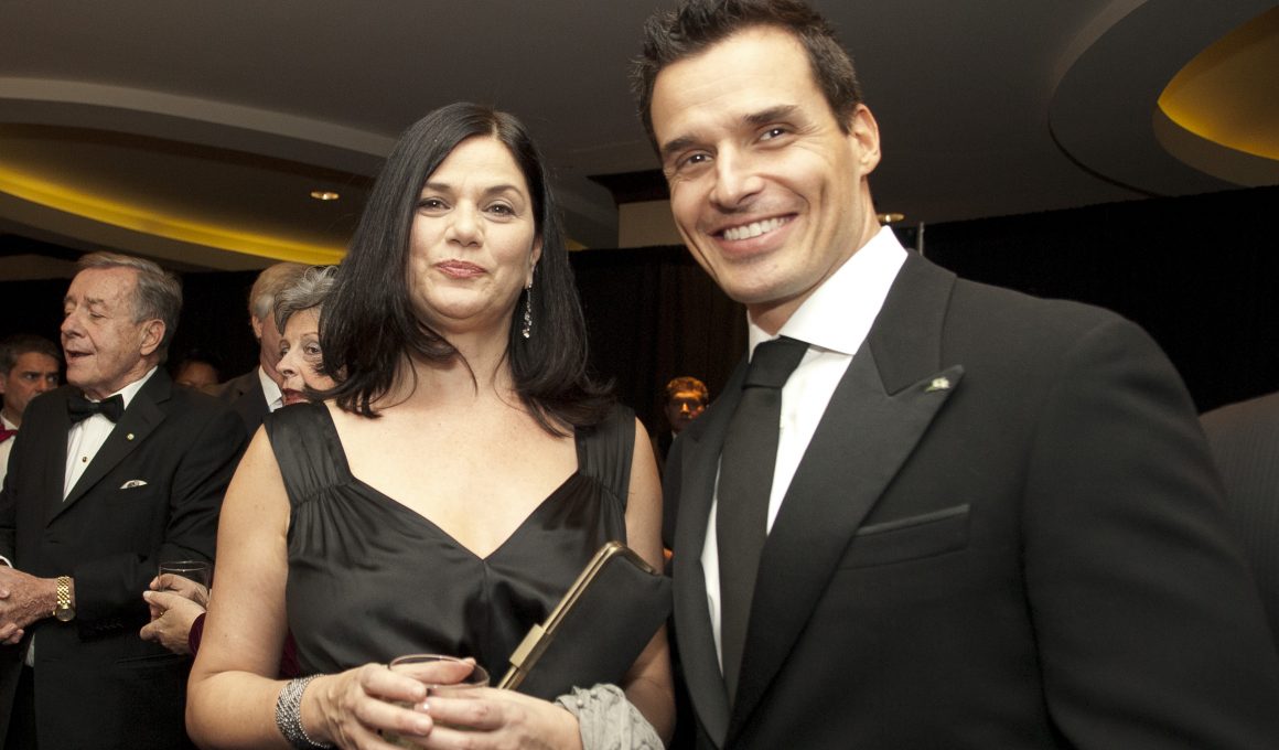 Linda Fiorentino Net Worth in 2023 - Wiki, Age, Weight and Height