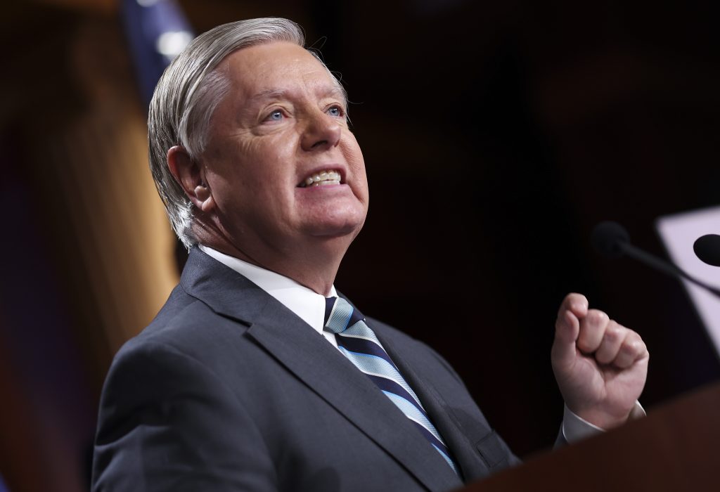 Lindsey Graham Net Worth - Wiki, Age, Weight and Height, Relationships