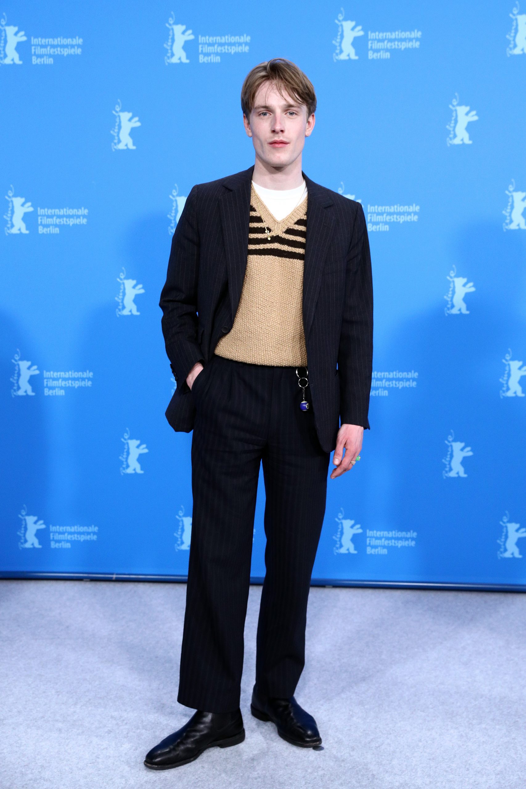 Louis Hofmann Net Worth in 2023 - Wiki, Age, Weight and Height ...