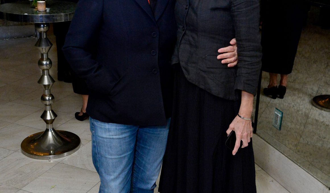 Meg Ryan Net Worth in 2023 - Wiki, Age, Weight and Height, Relationships, Family, and More - Luxlux