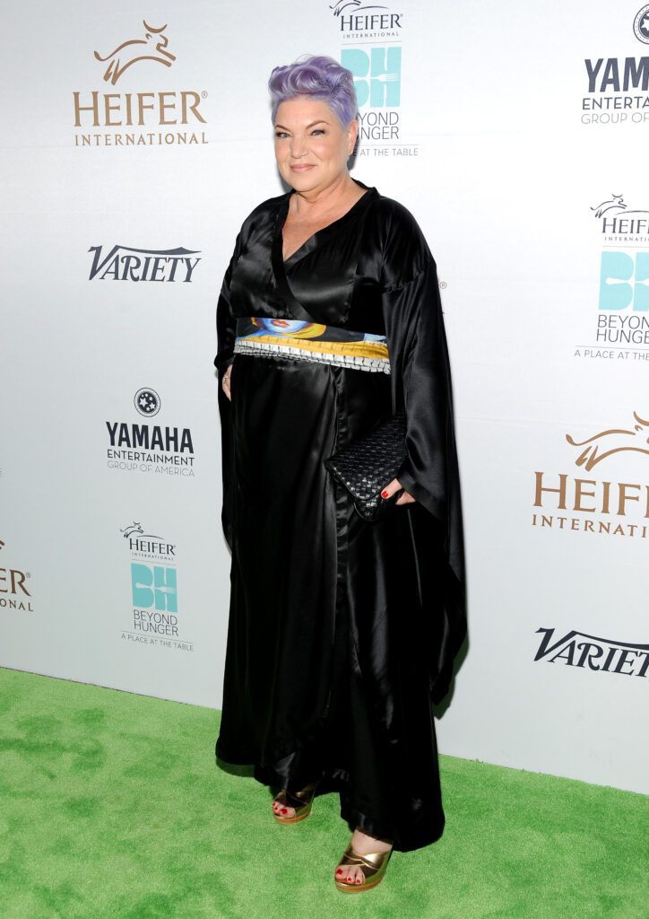 Mindy Cohn Net Worth - Wiki, Age, Weight and Height, Relationships