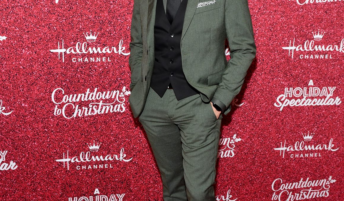 Niall Matter Net Worth in 2023 - Wiki, Age, Weight and Height