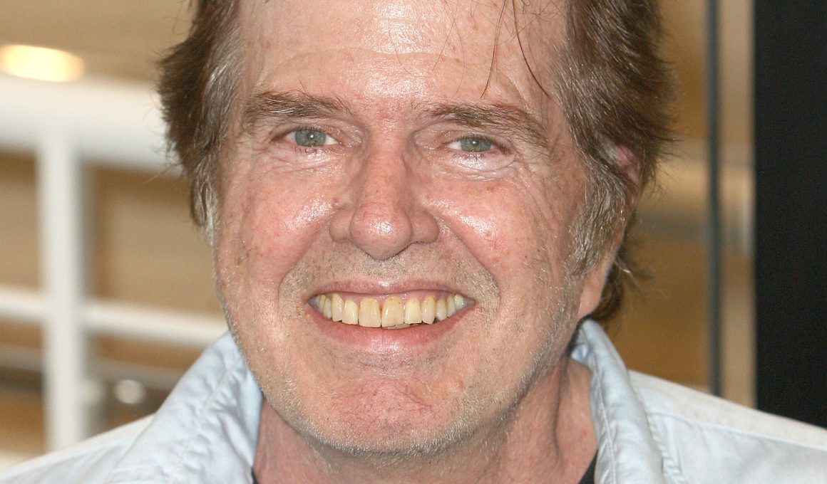 Paul Le Mat Net Worth in 2023 - Wiki, Age, Weight and Height