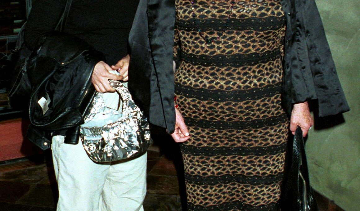 Renée Taylor Net Worth in 2023 - Wiki, Age, Weight and Height