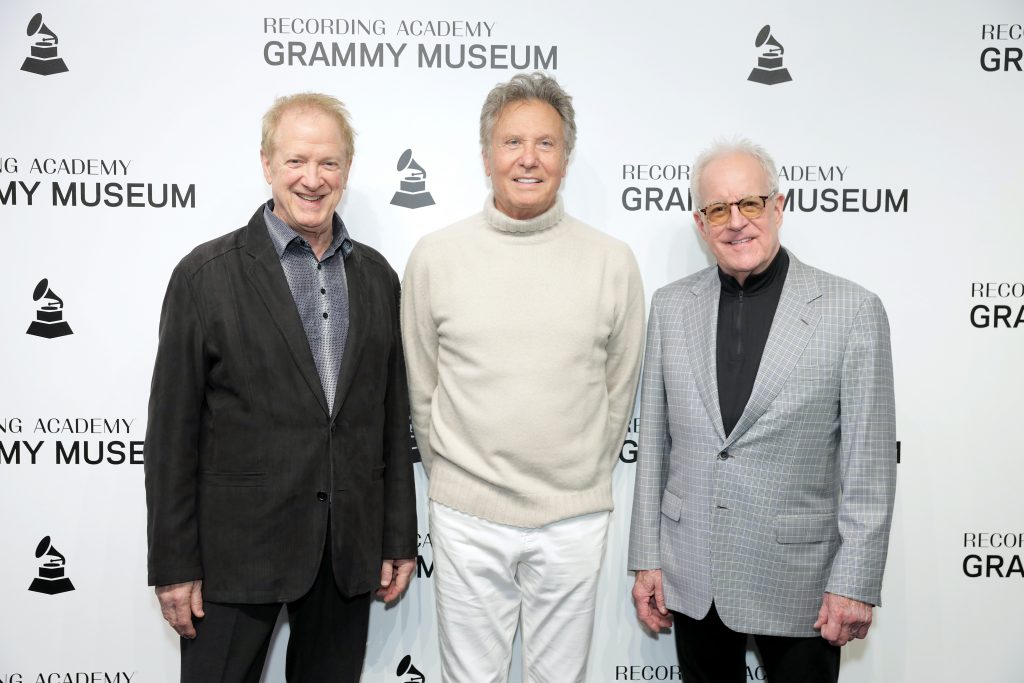 Robert Lamm Net Worth in 2023 - Wiki, Age, Weight and Height