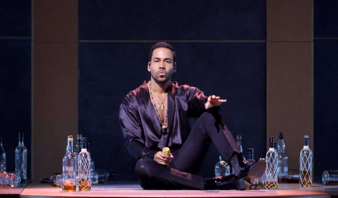 Romeo Santos Net Worth in 2023 - Wiki, Age, Weight and Height