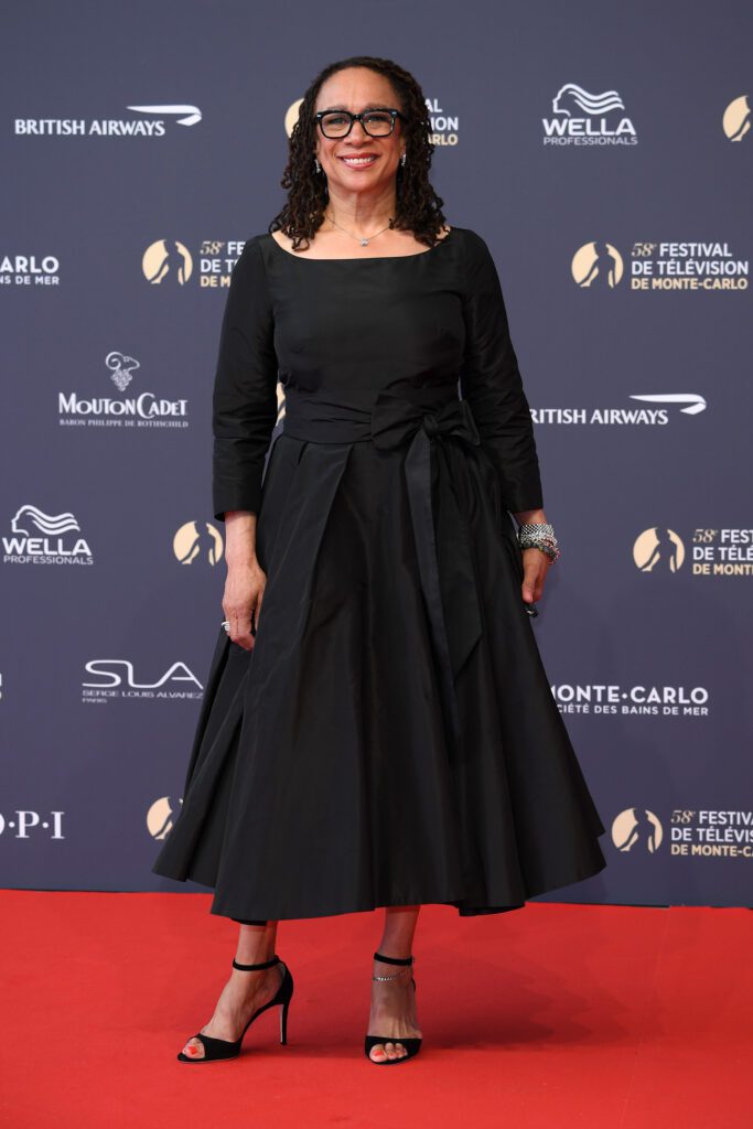 S. Epatha Merkerson Net Worth - Wiki, Age, Weight and Height ...
