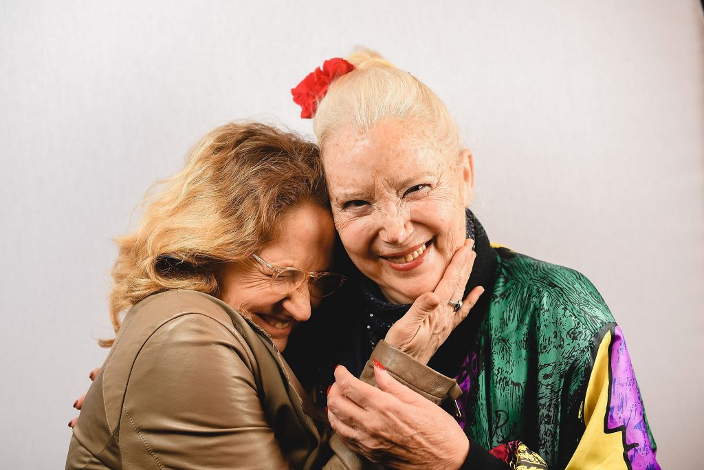 Sally Kirkland Net Worth Wiki, Age, Weight and Height, Relationships, Family, and More Luxlux
