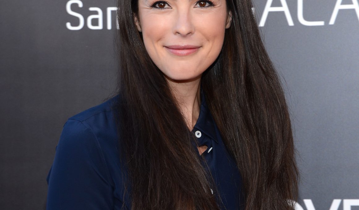 Sasha Barrese Net Worth in 2023 - Wiki, Age, Weight and Height