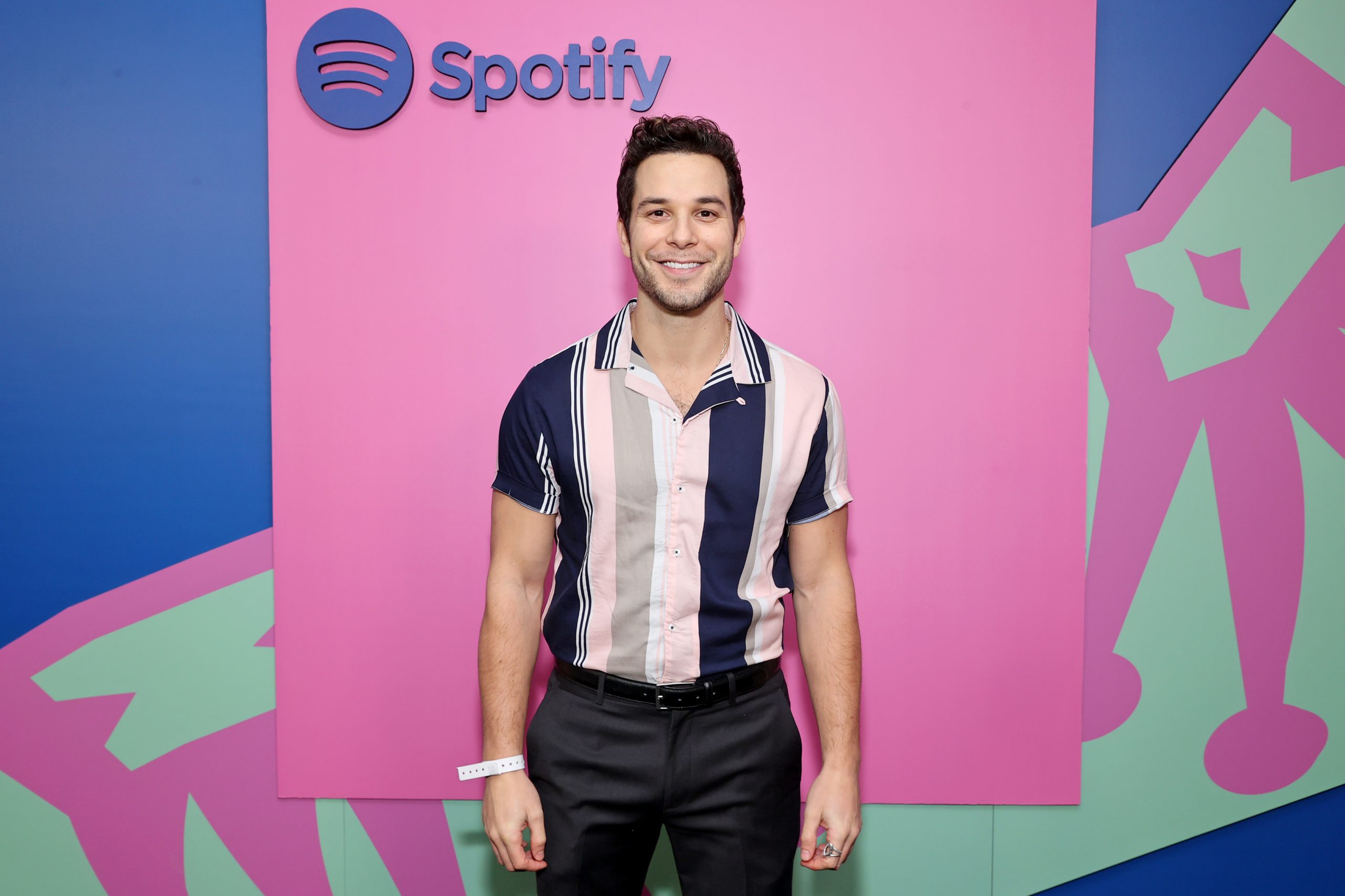 Skylar Astin