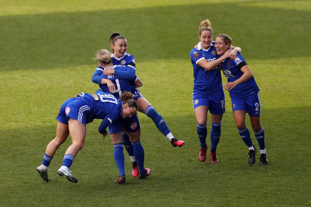 Sophie Howard Net Worth - Wiki, Age, Weight and Height, Relationships