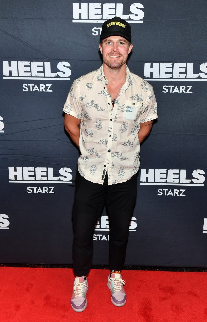 Stephen Amell Net Worth - Wiki, Age, Weight and Height, Relationships