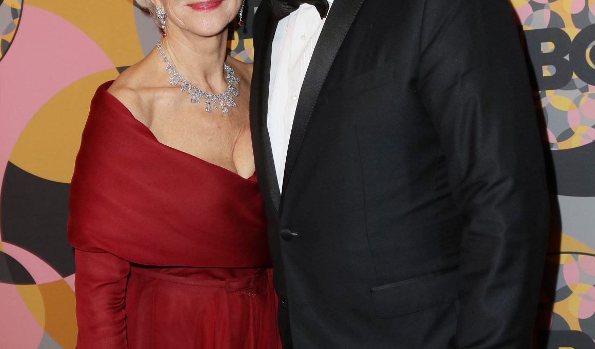 Taylor Hackford Net Worth in 2023 - Wiki, Age, Weight and Height