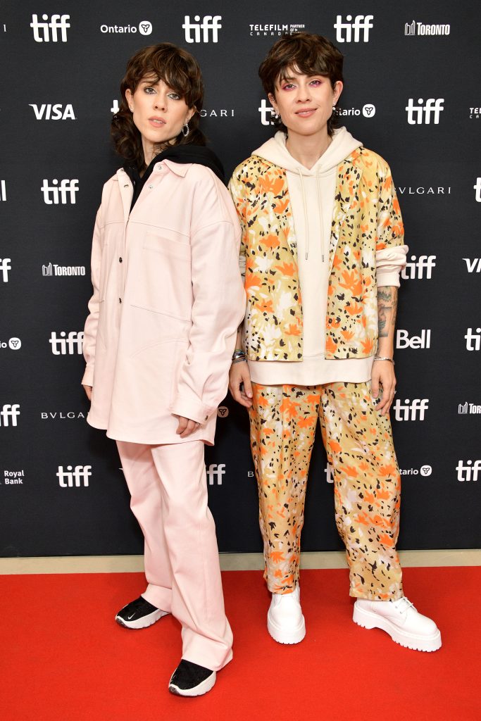 Tegan and Sara Net Worth - Wiki, Age, Weight and Height, Relationships ...