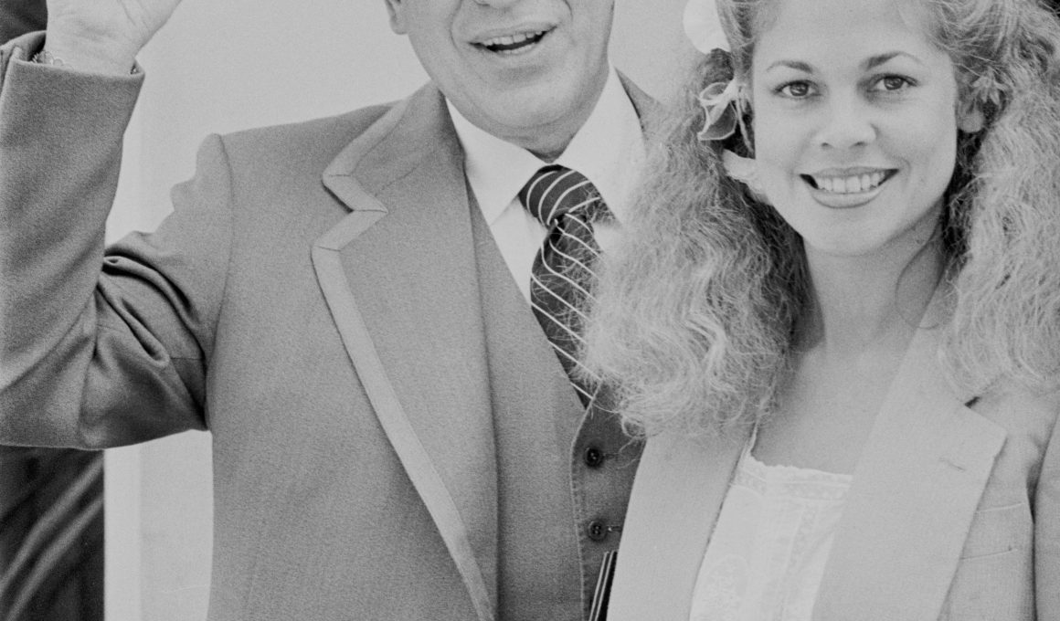 Telly Savalas Net Worth in 2024 - Wiki, Age, Weight and Height, Relationships, Family, and More