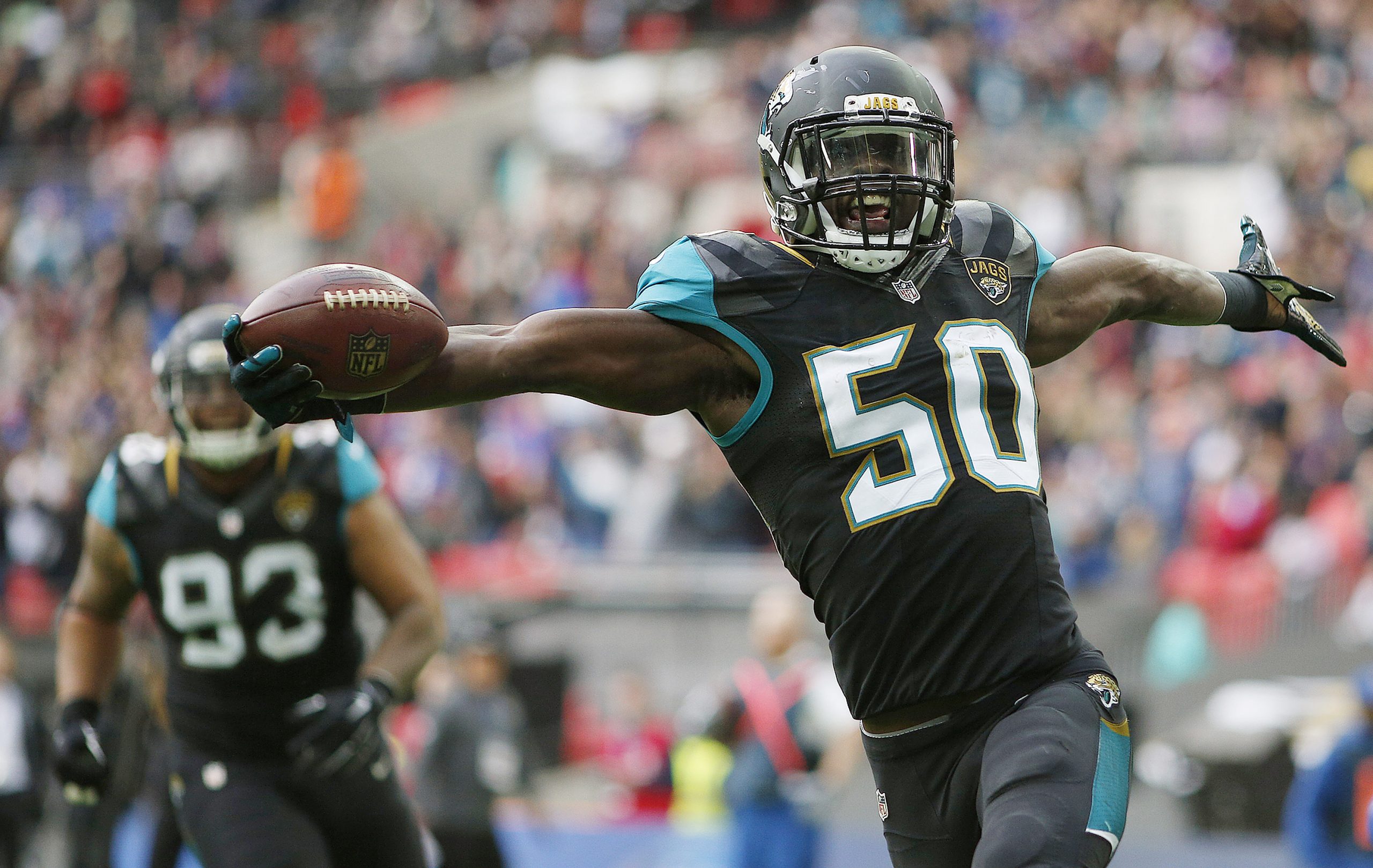 Telvin Smith