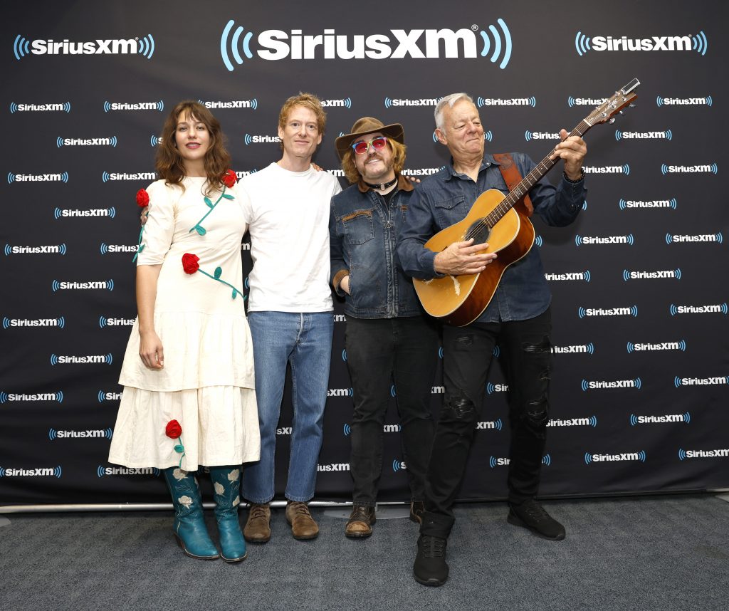 Tommy Emmanuel Net Worth - Wiki, Age, Weight and Height, Relationships