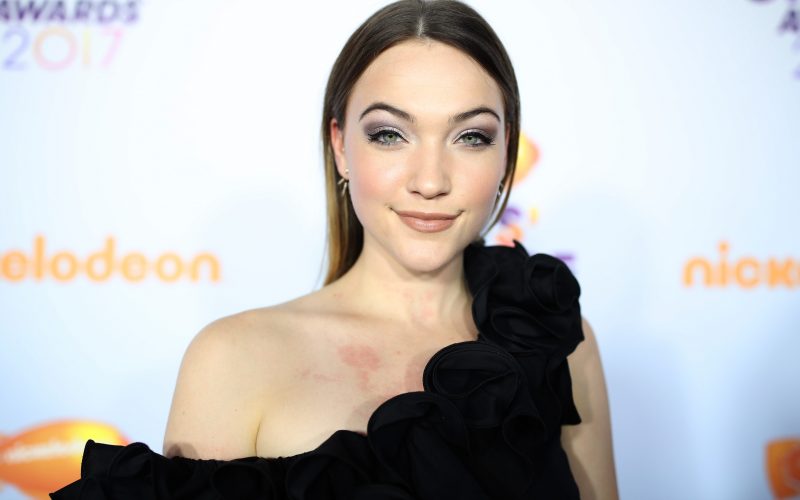 Violett Beane