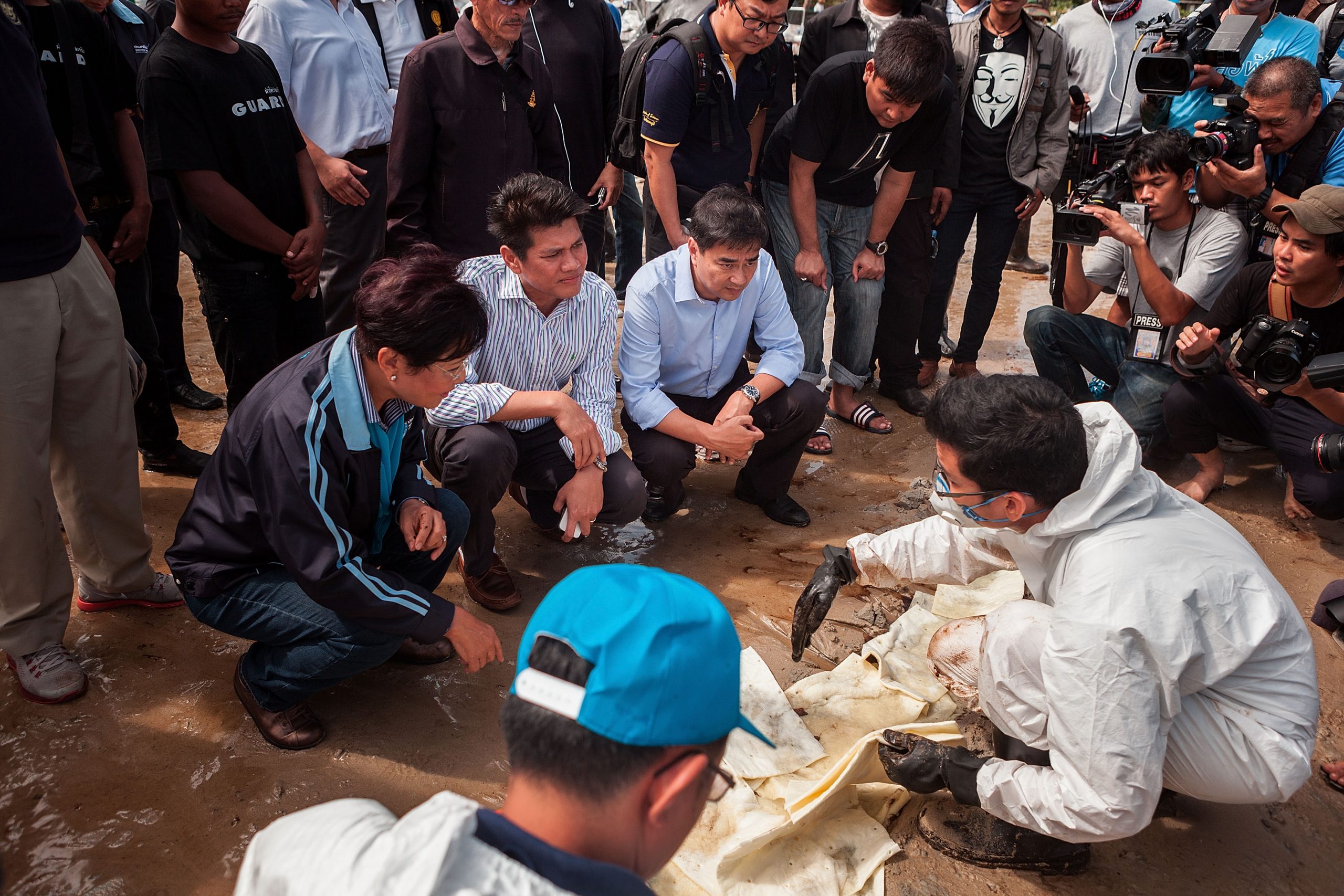 Abhisit Vejjajiva photo 2