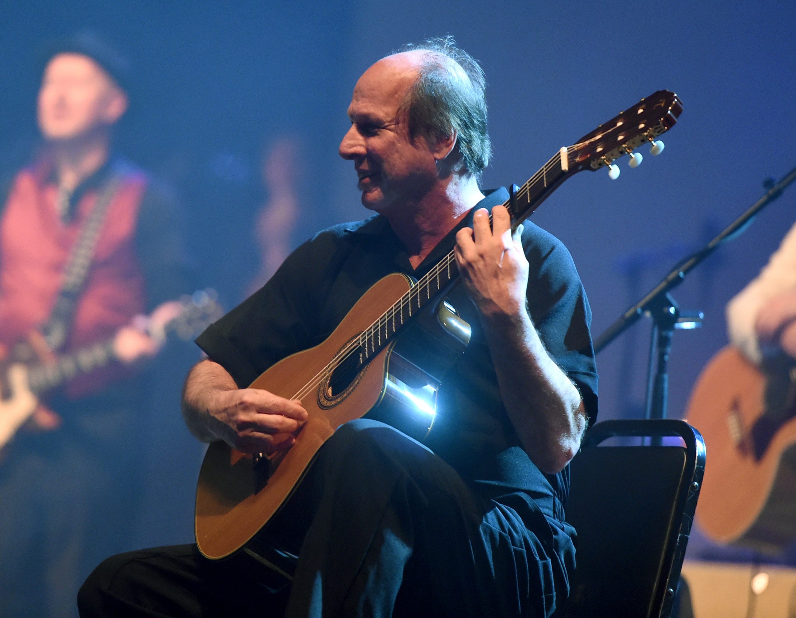 Adrian Belew photo