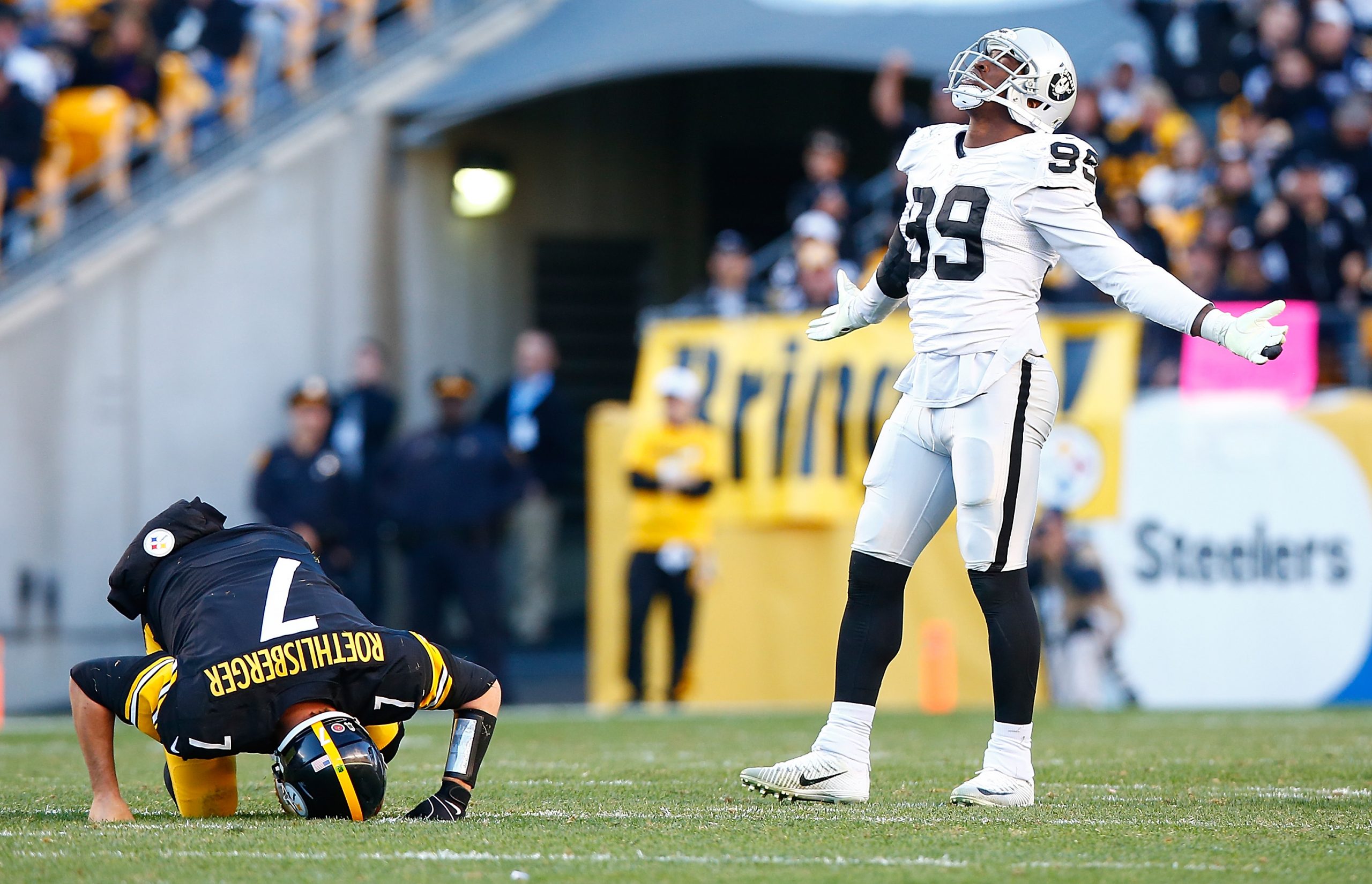 Aldon Smith photo