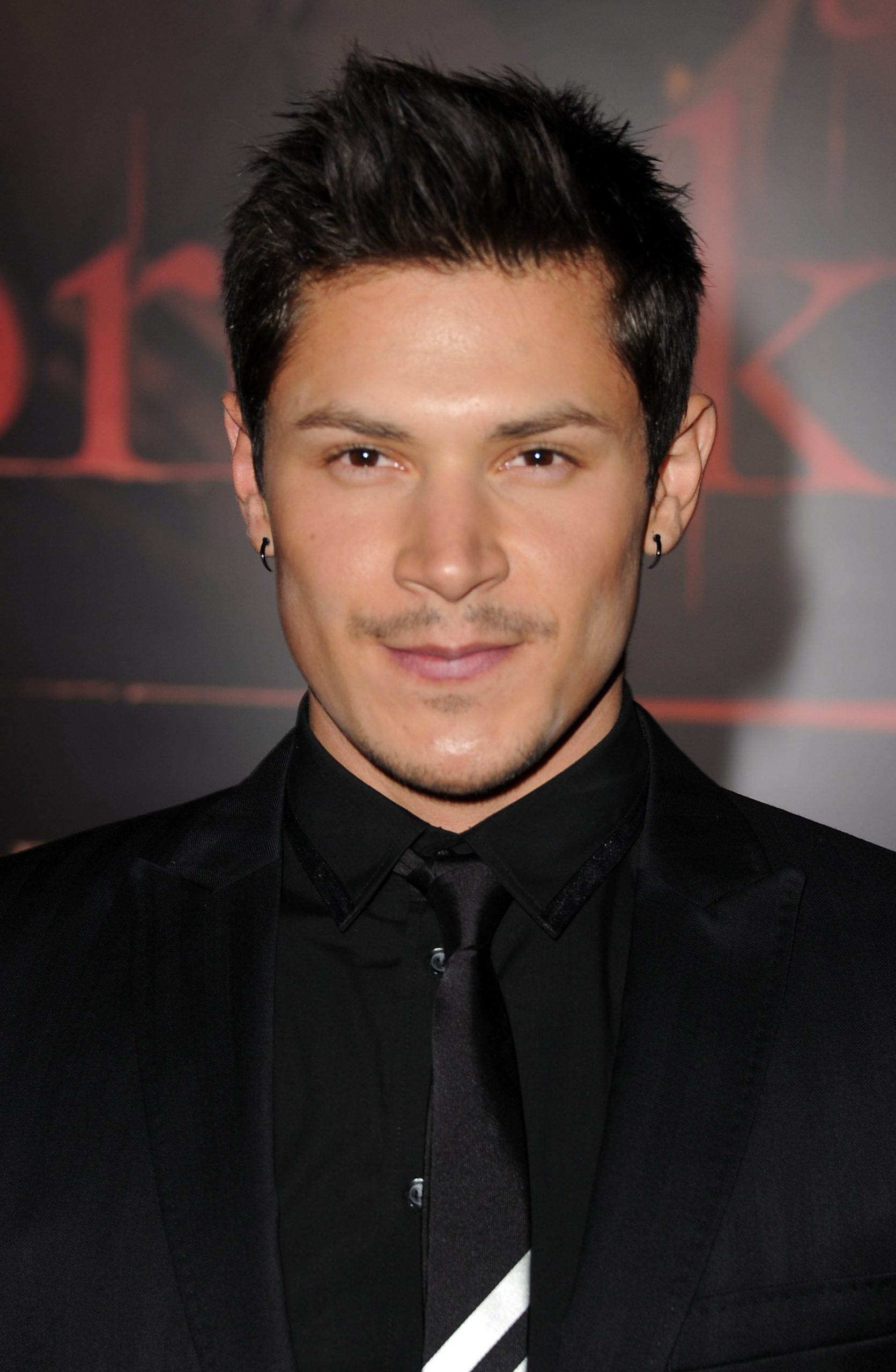 Alex Meraz photo 2