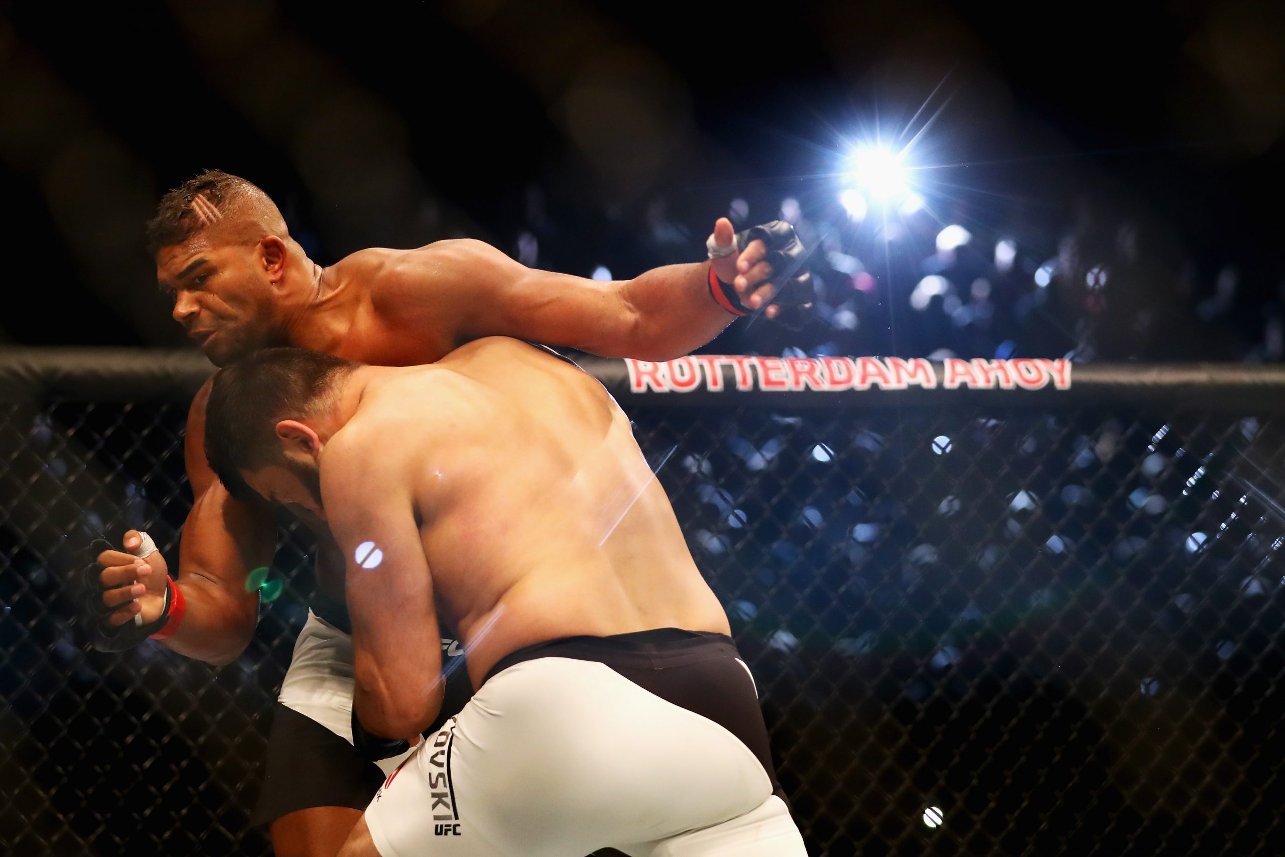 Alistair Overeem photo 2