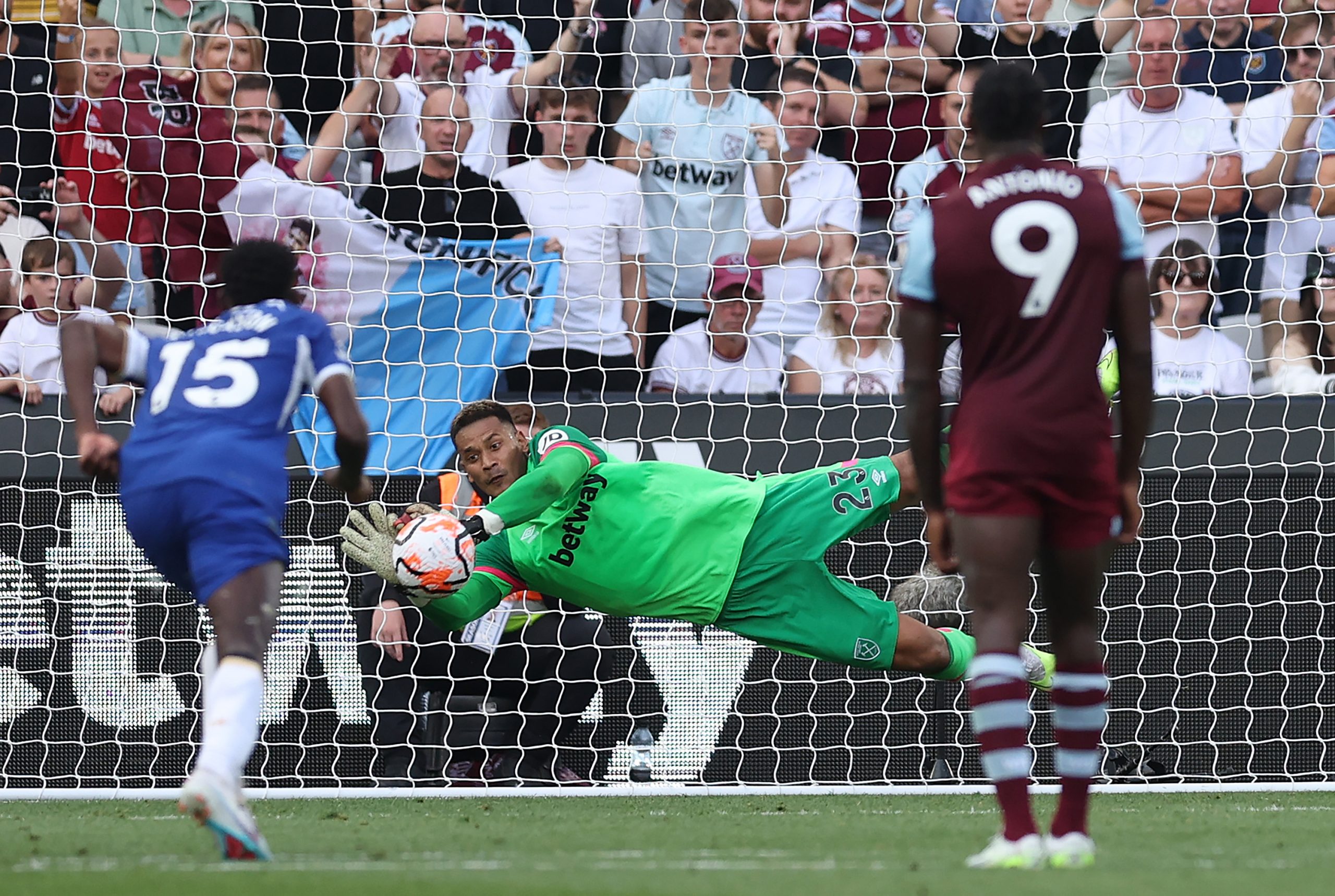 Alphonse Areola photo 2