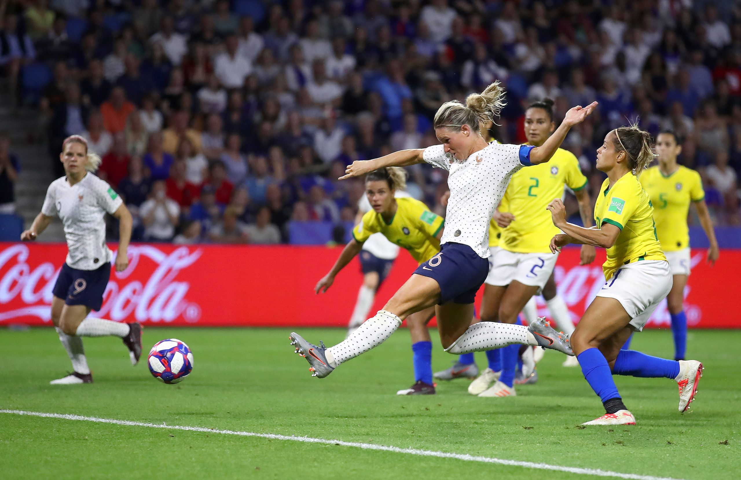 Amandine Henry photo