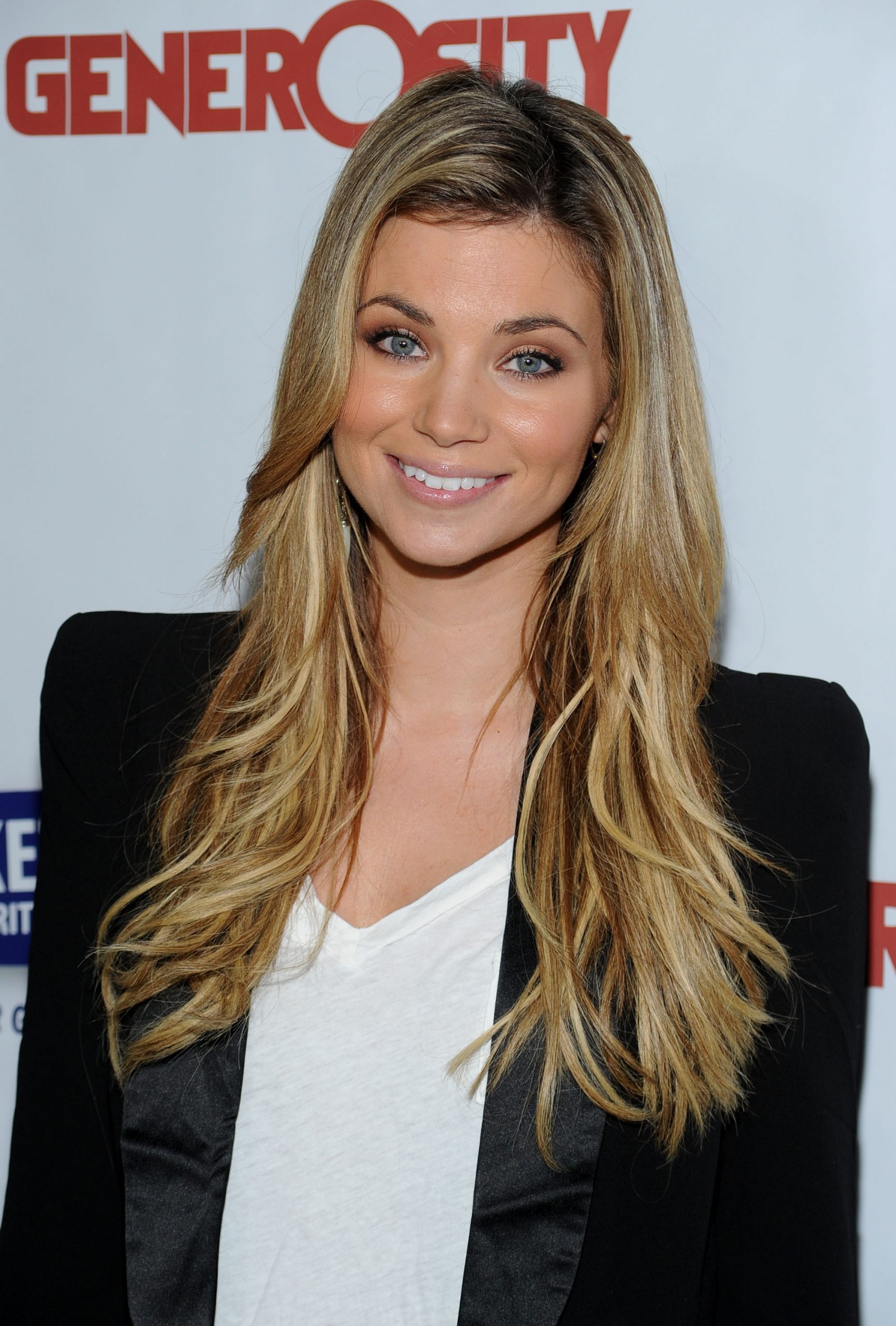 Amber Lancaster photo 2