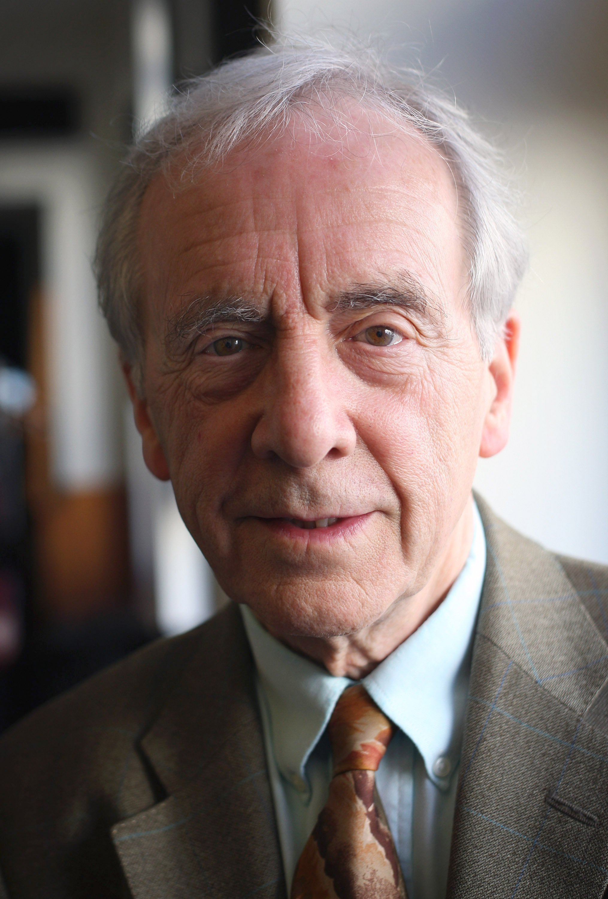 Andrew Sachs photo 2