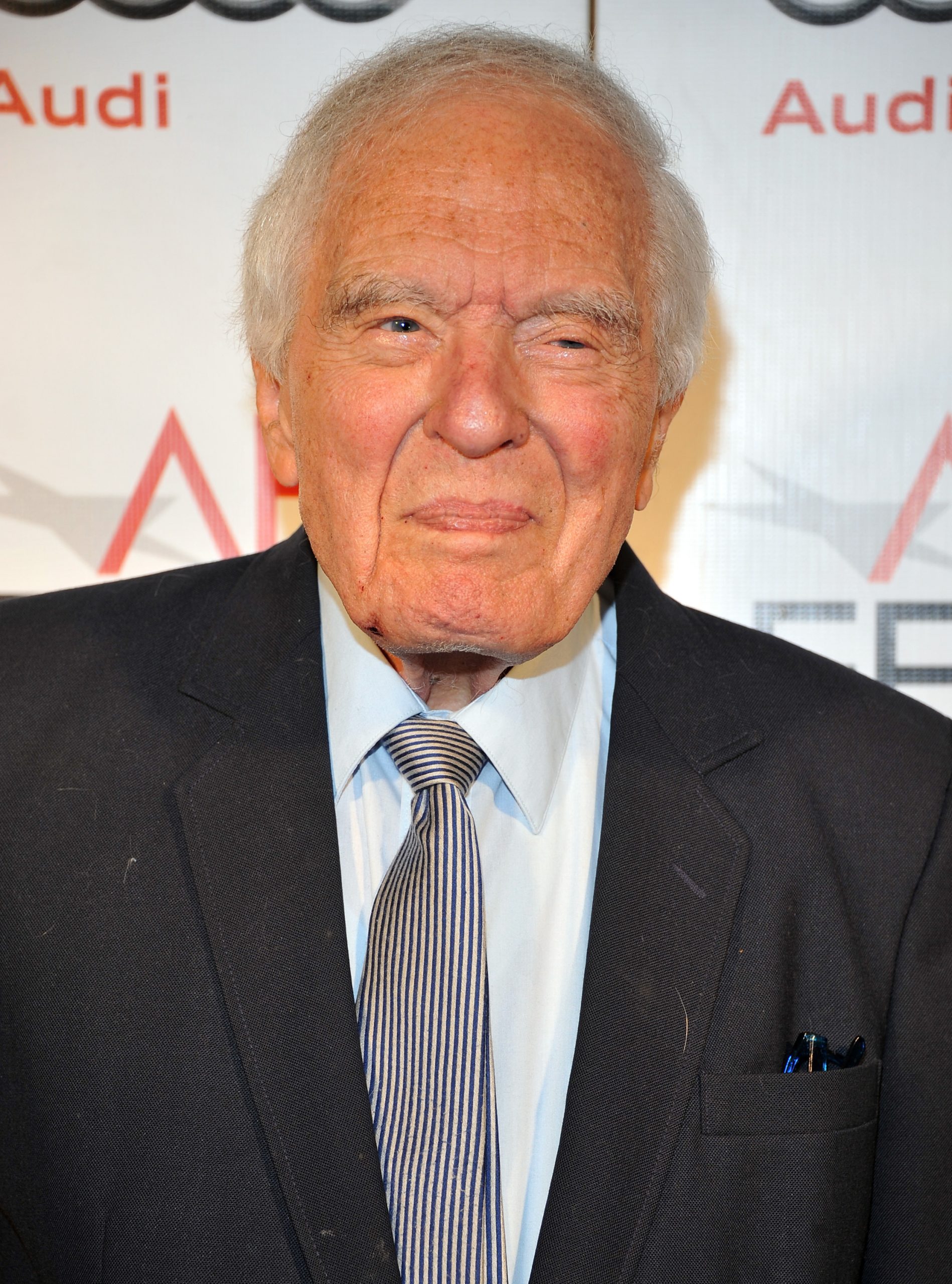 Angus Scrimm photo