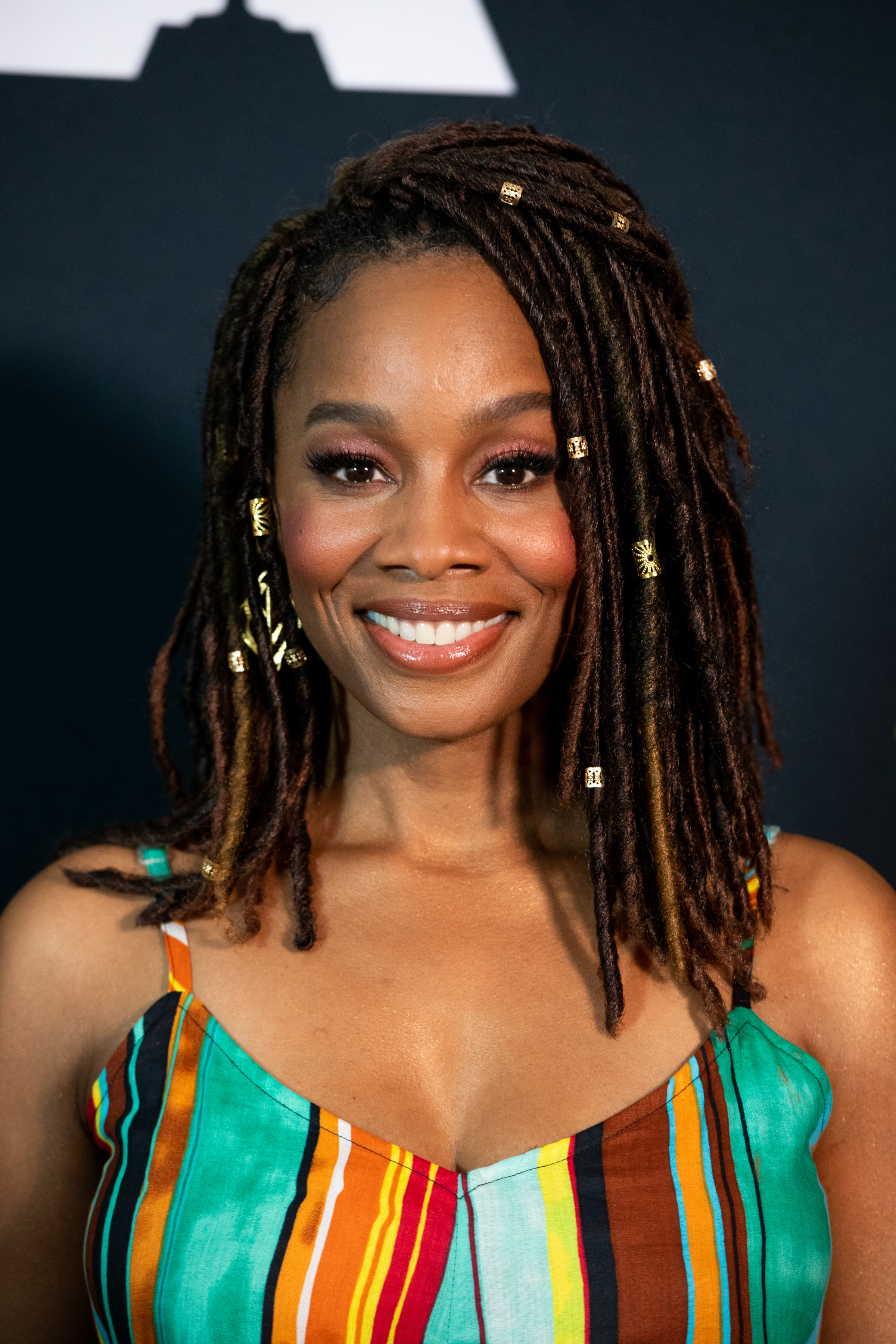 Anika Noni Rose photo 2