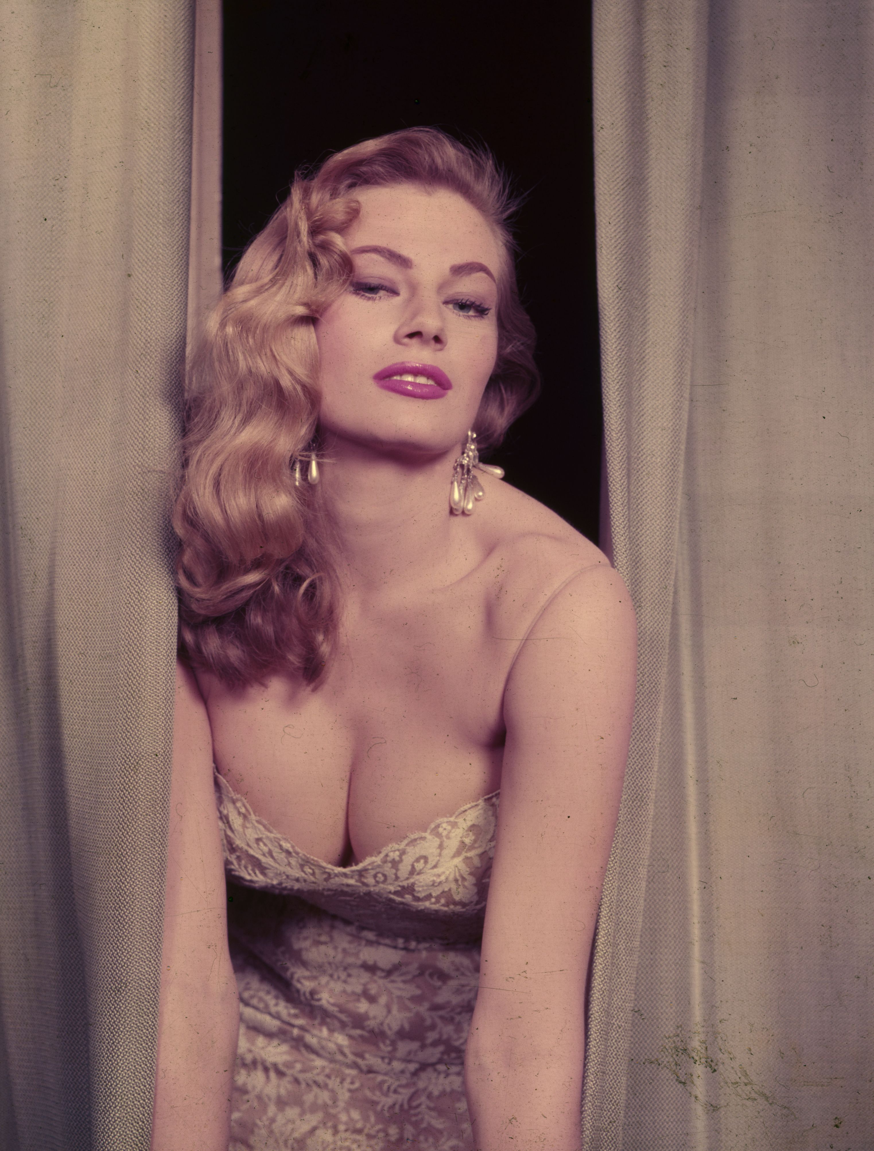 Anita Ekberg photo