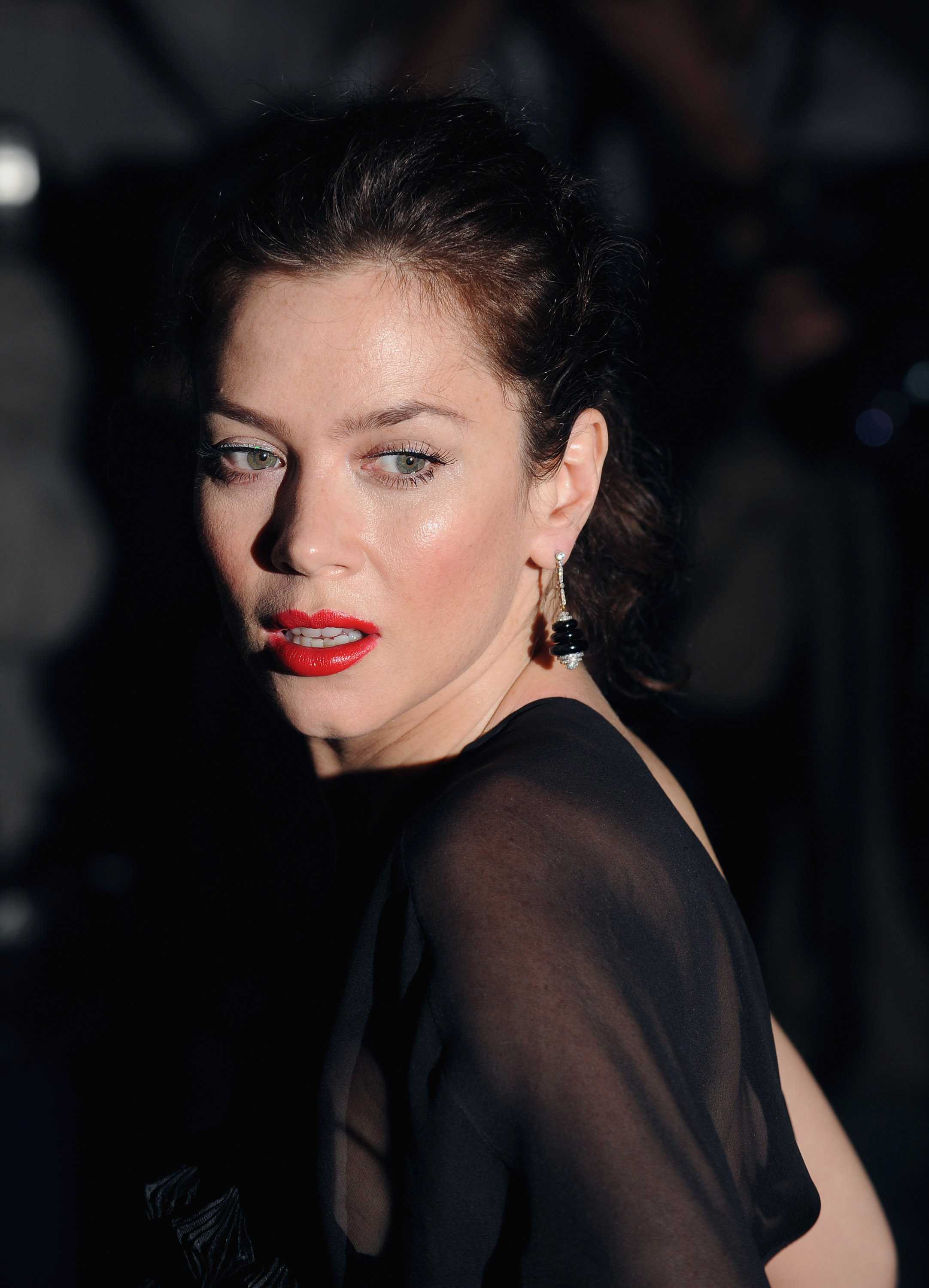 Anna Friel photo 2