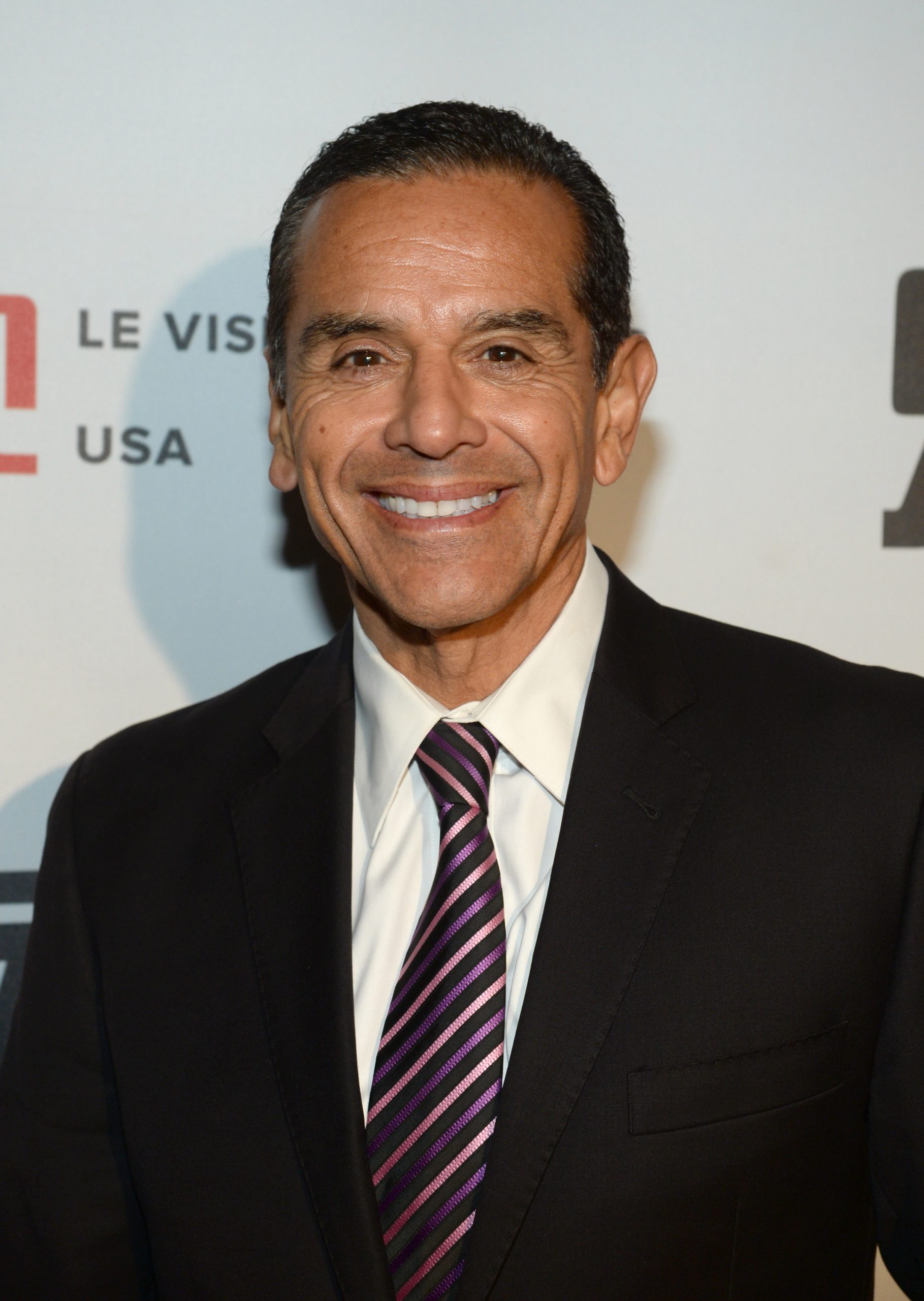 Antonio Villaraigosa photo 2