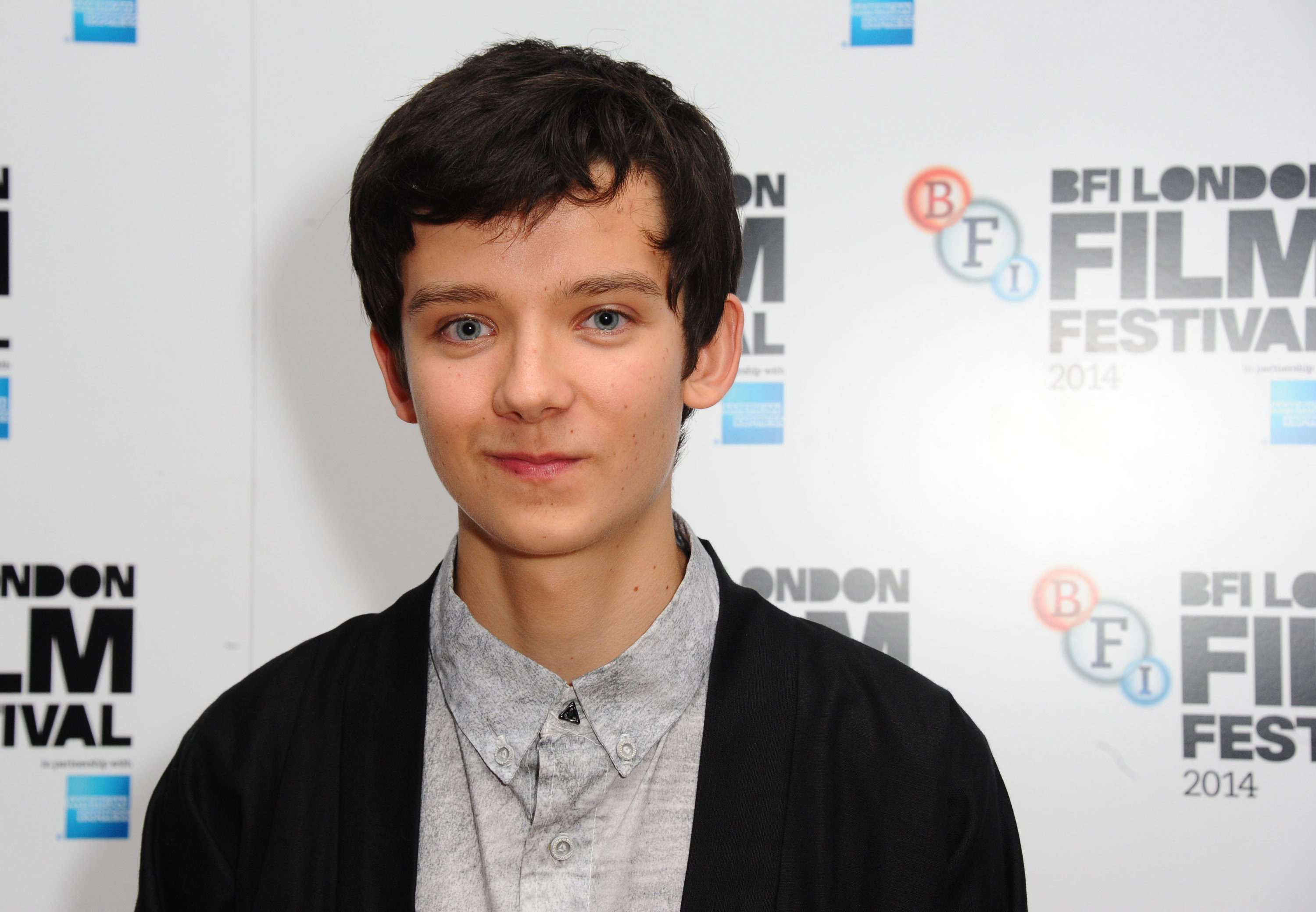 Asa Butterfield photo 2