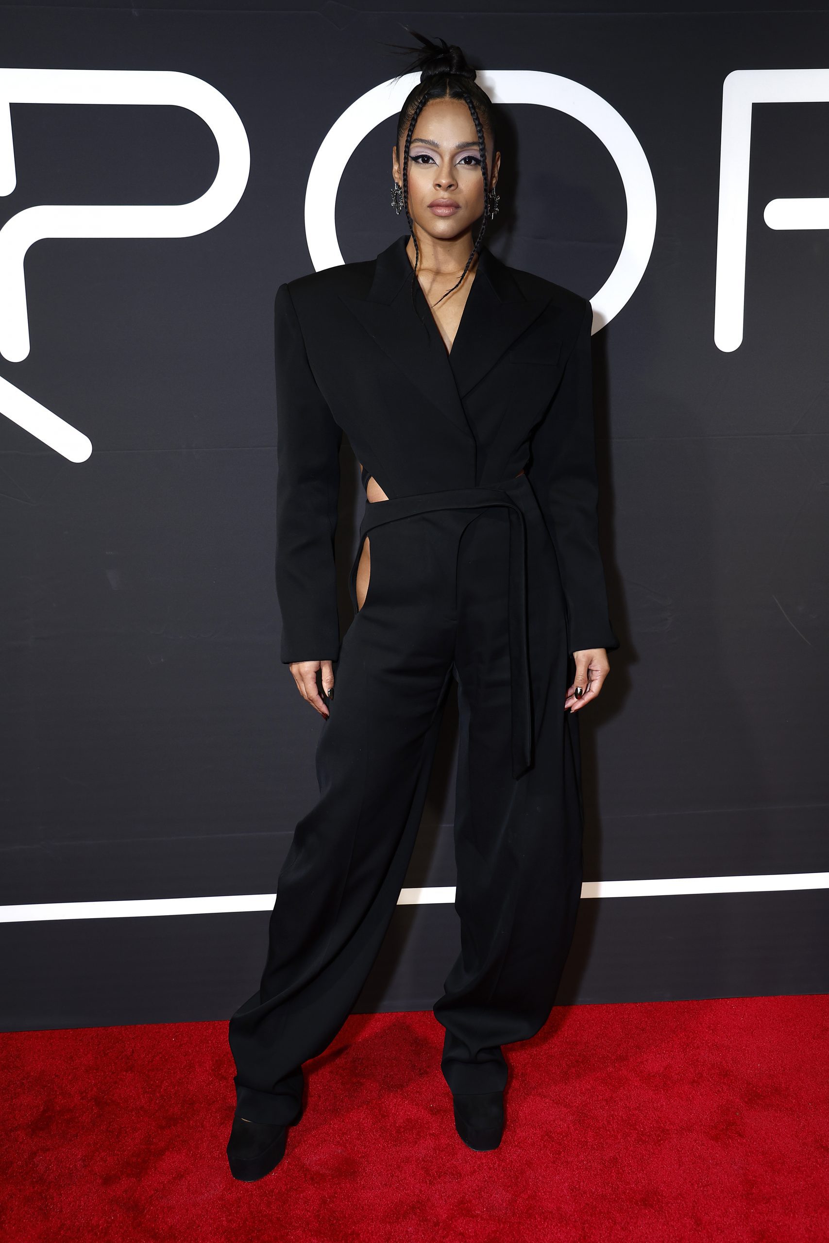 Ash Santos Net Worth in 2023 - Wiki, Age, Weight and Height