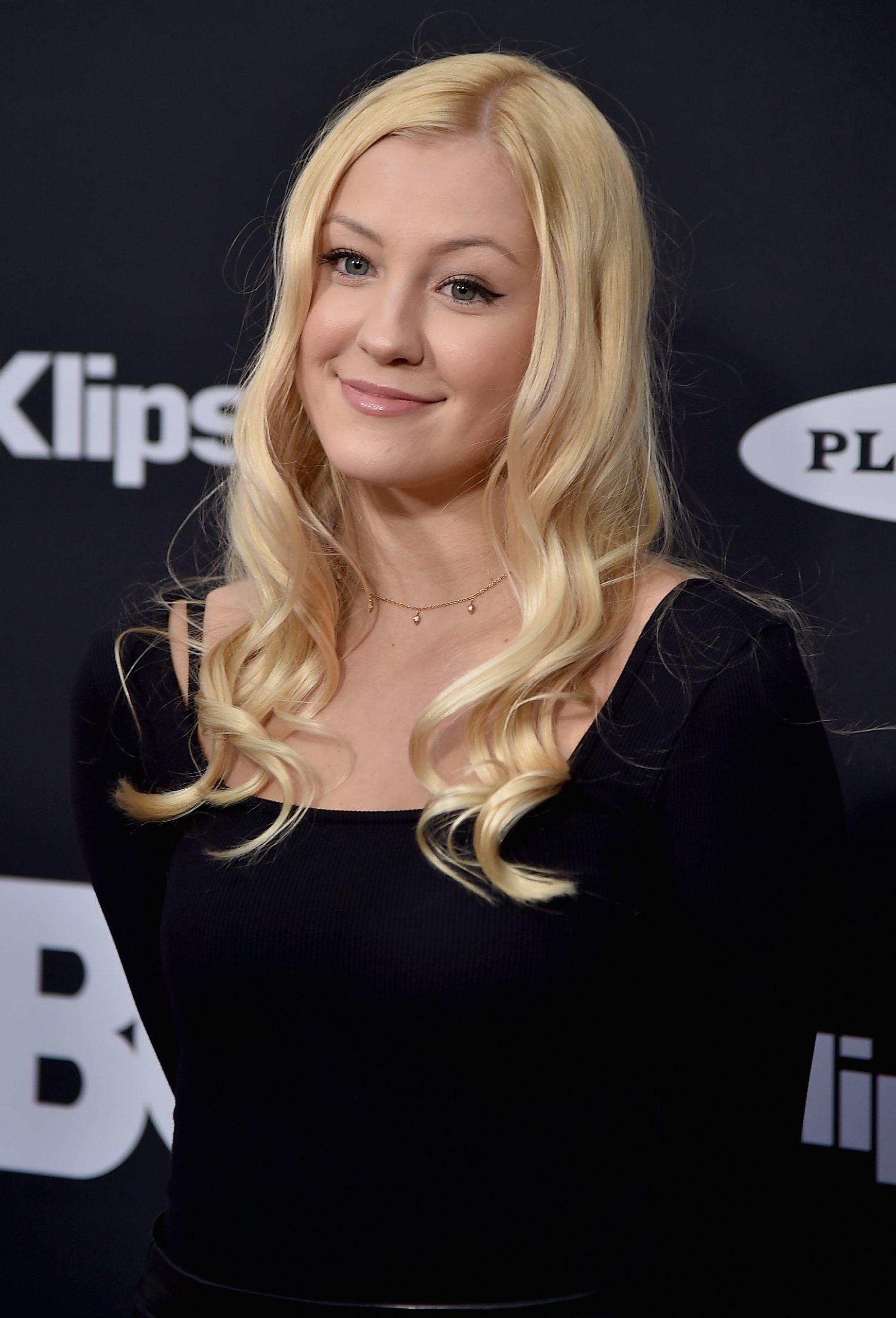 Ava Sambora photo 2