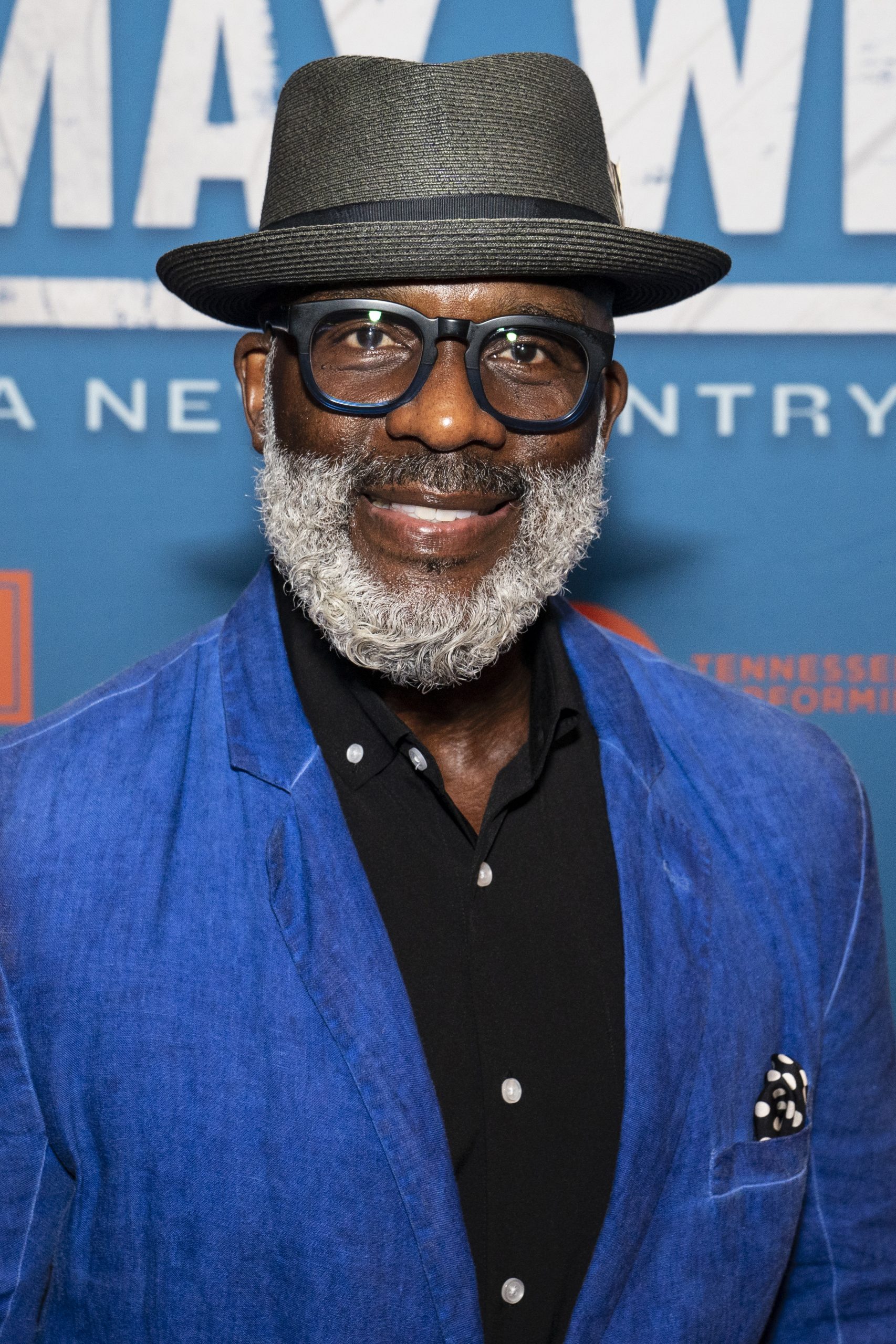 BeBe Winans photo