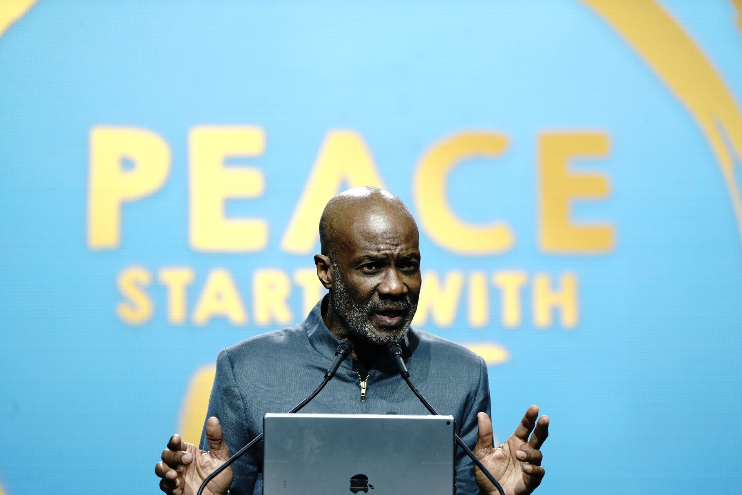 Bishop Noel Jones photo 3