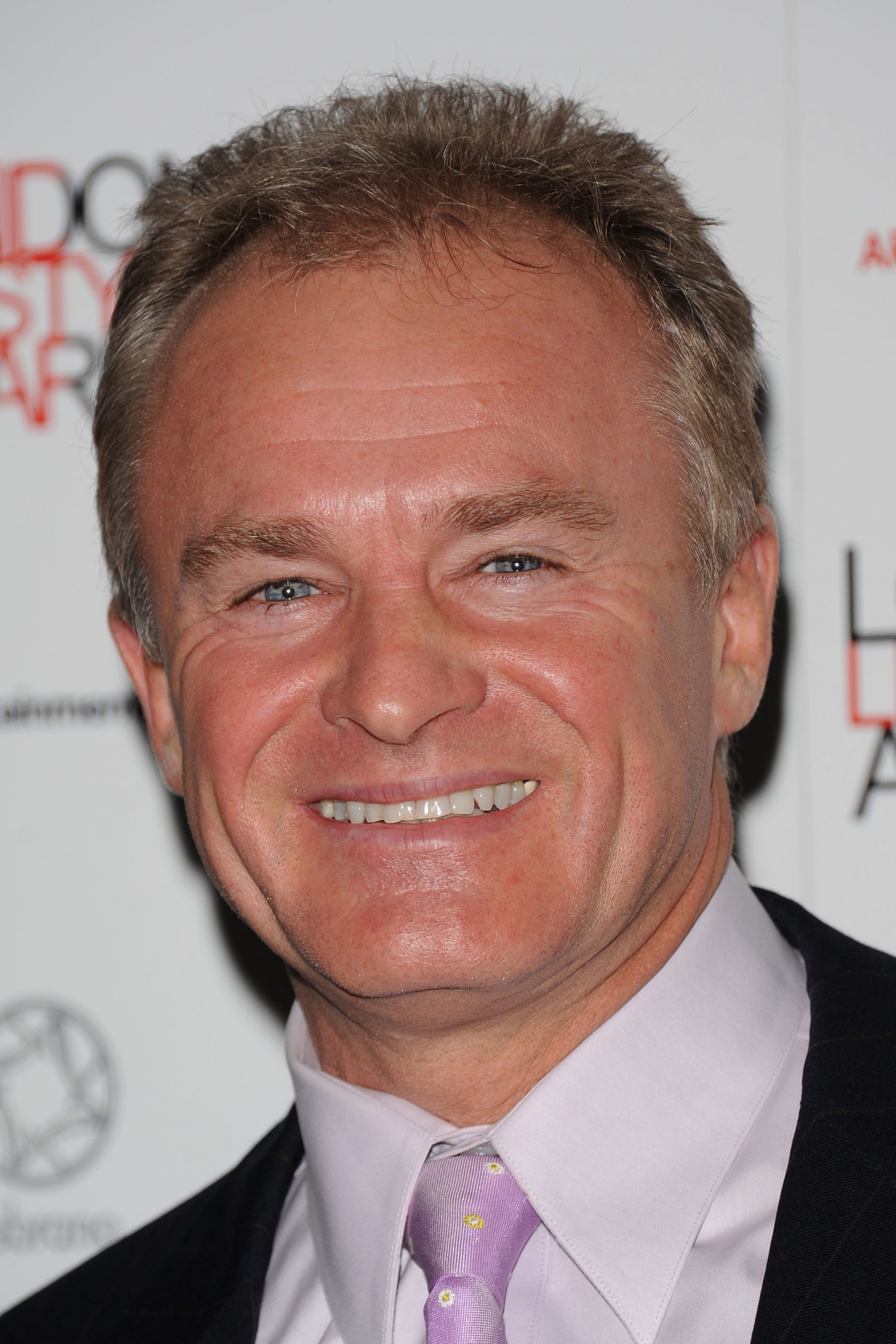 Bobby Davro photo