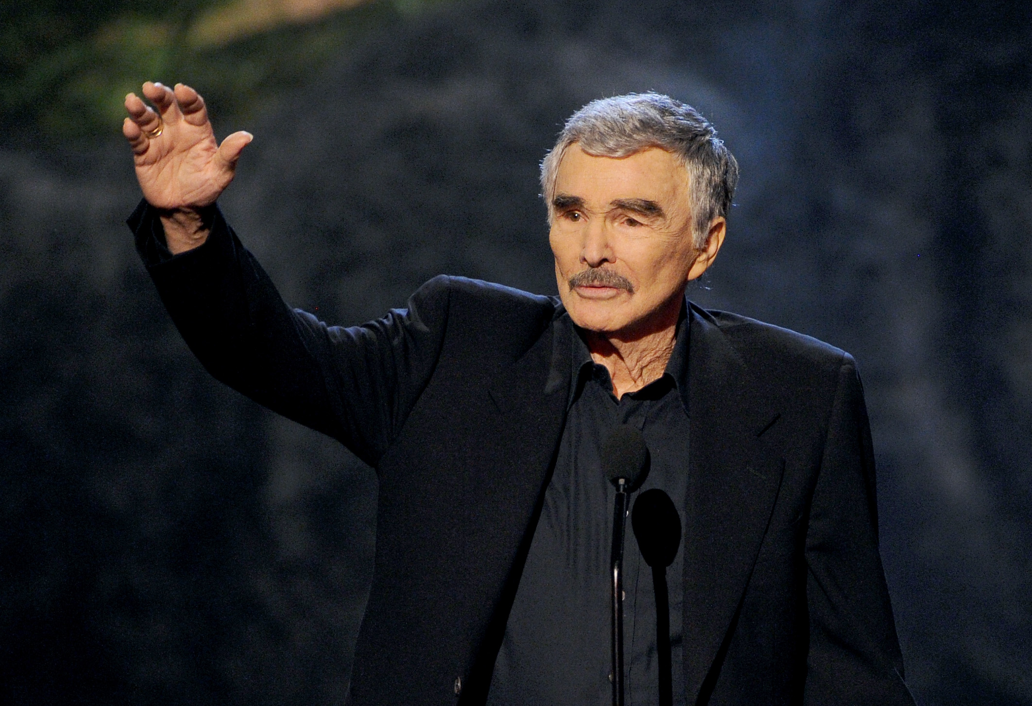 Burt Reynolds photo 2