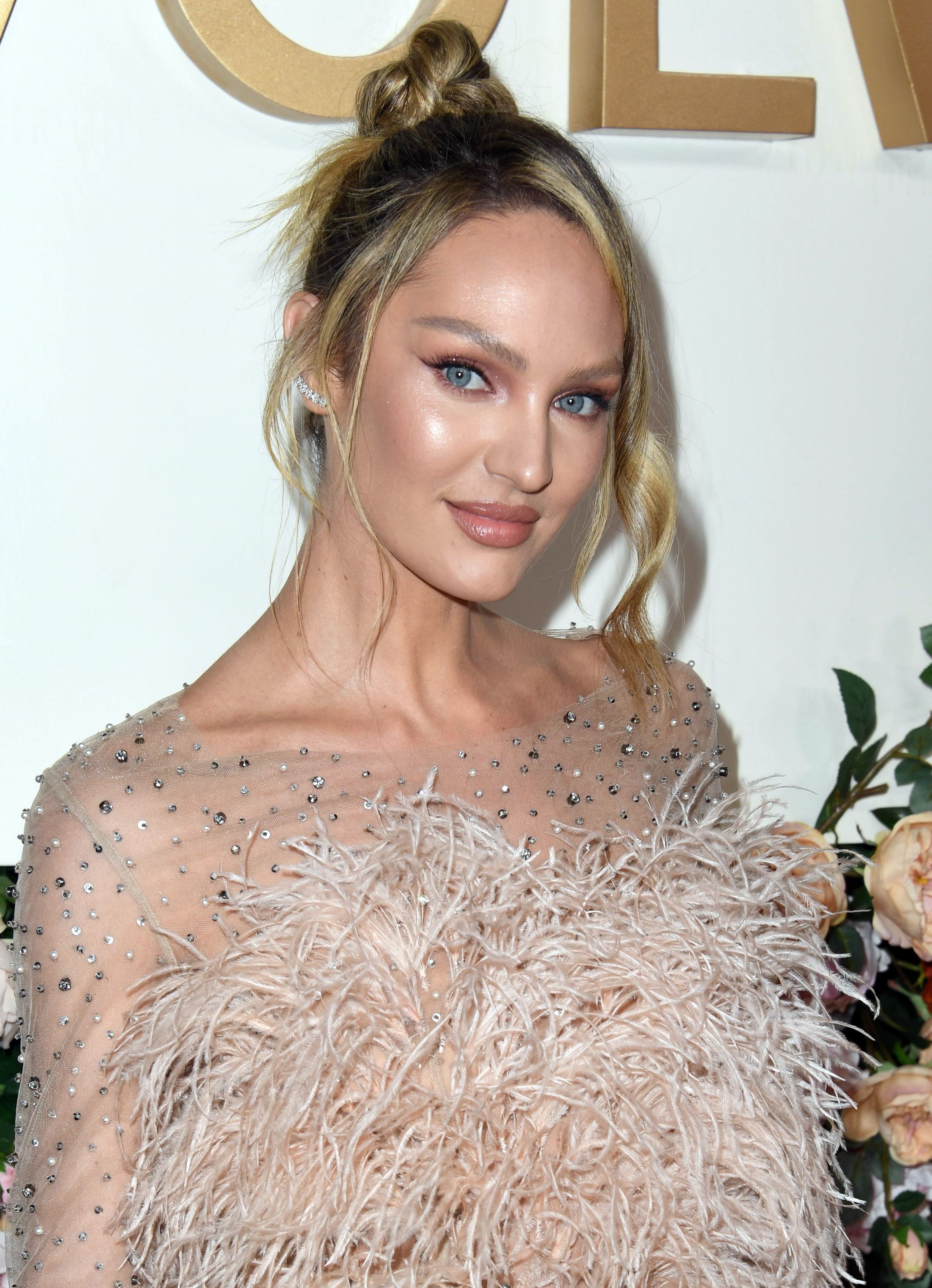 Candice Swanepoel Net Worth Wiki Age Weight And Height 