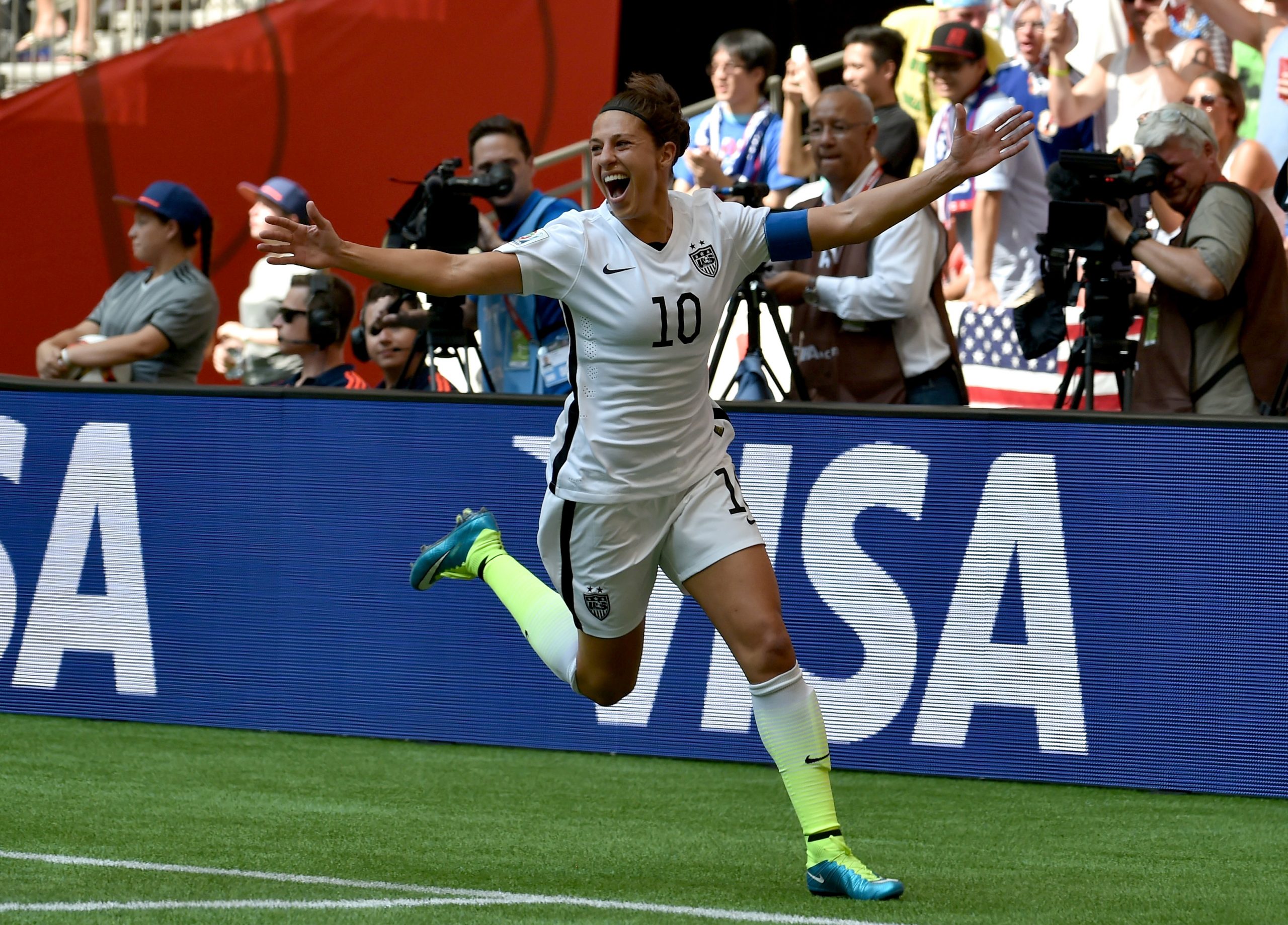 Carli Lloyd photo 2