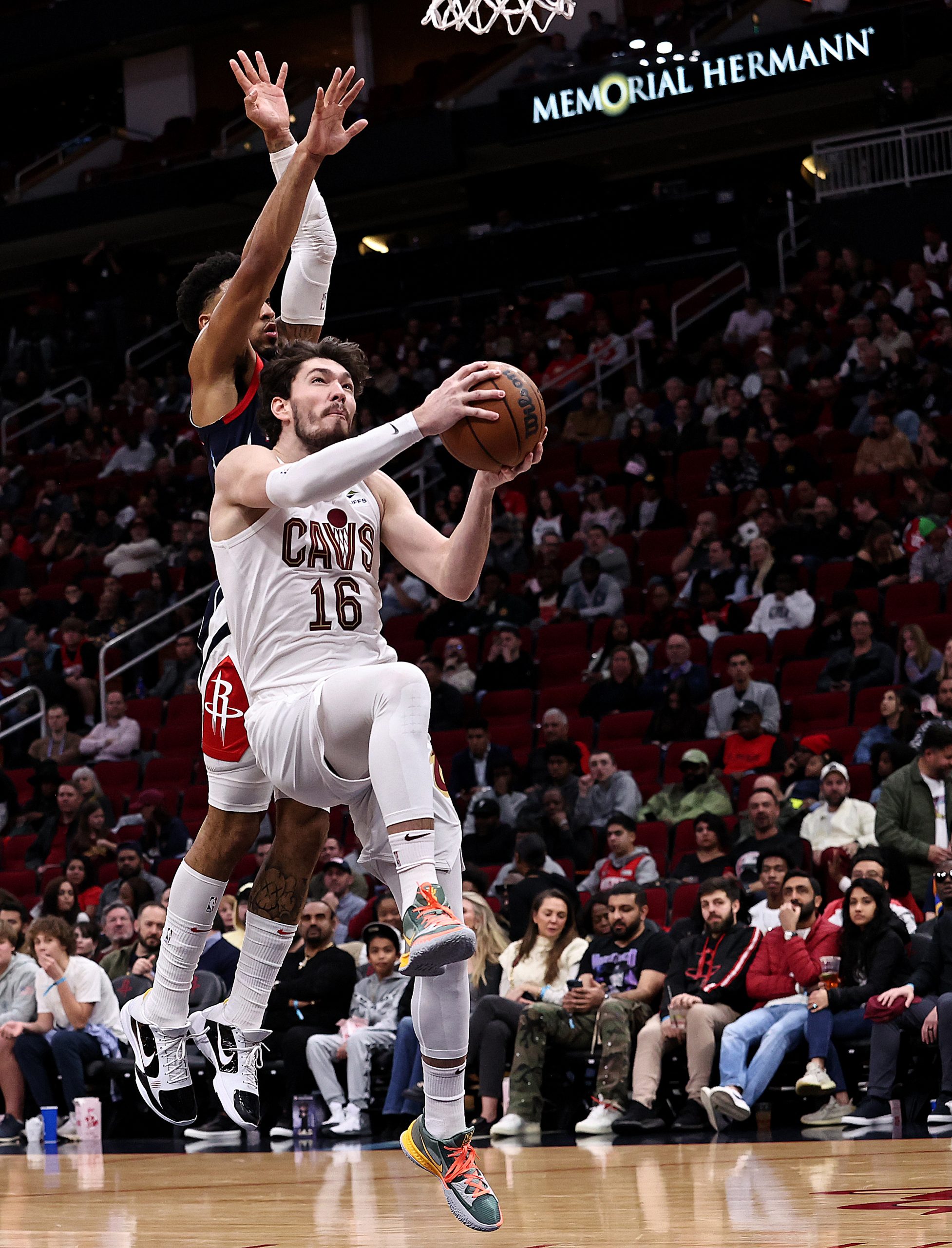 Cedi Osman photo 2