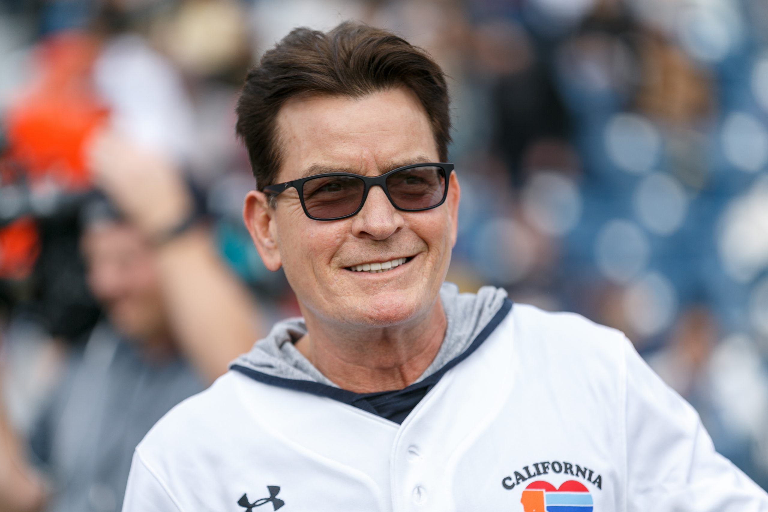 Charlie Sheen photo 3