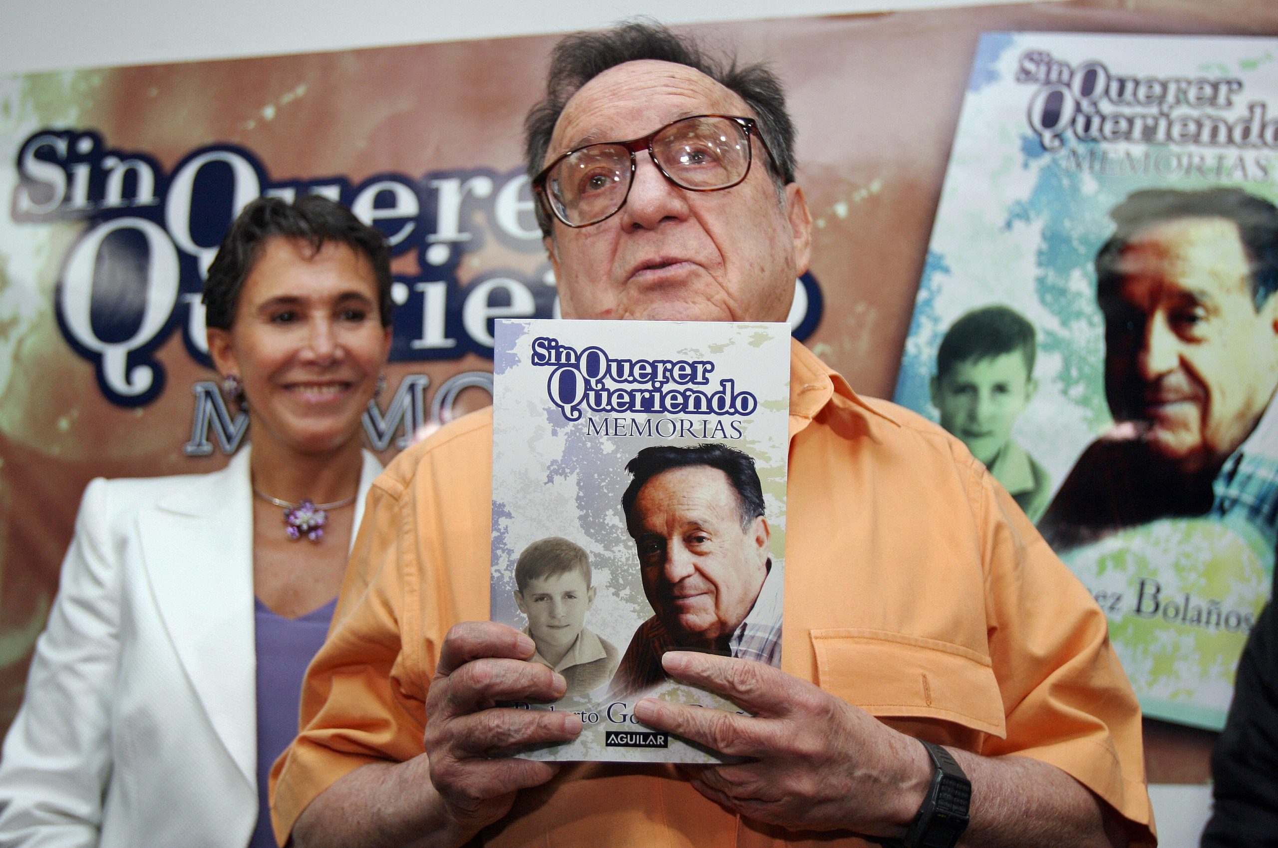 Chespirito photo